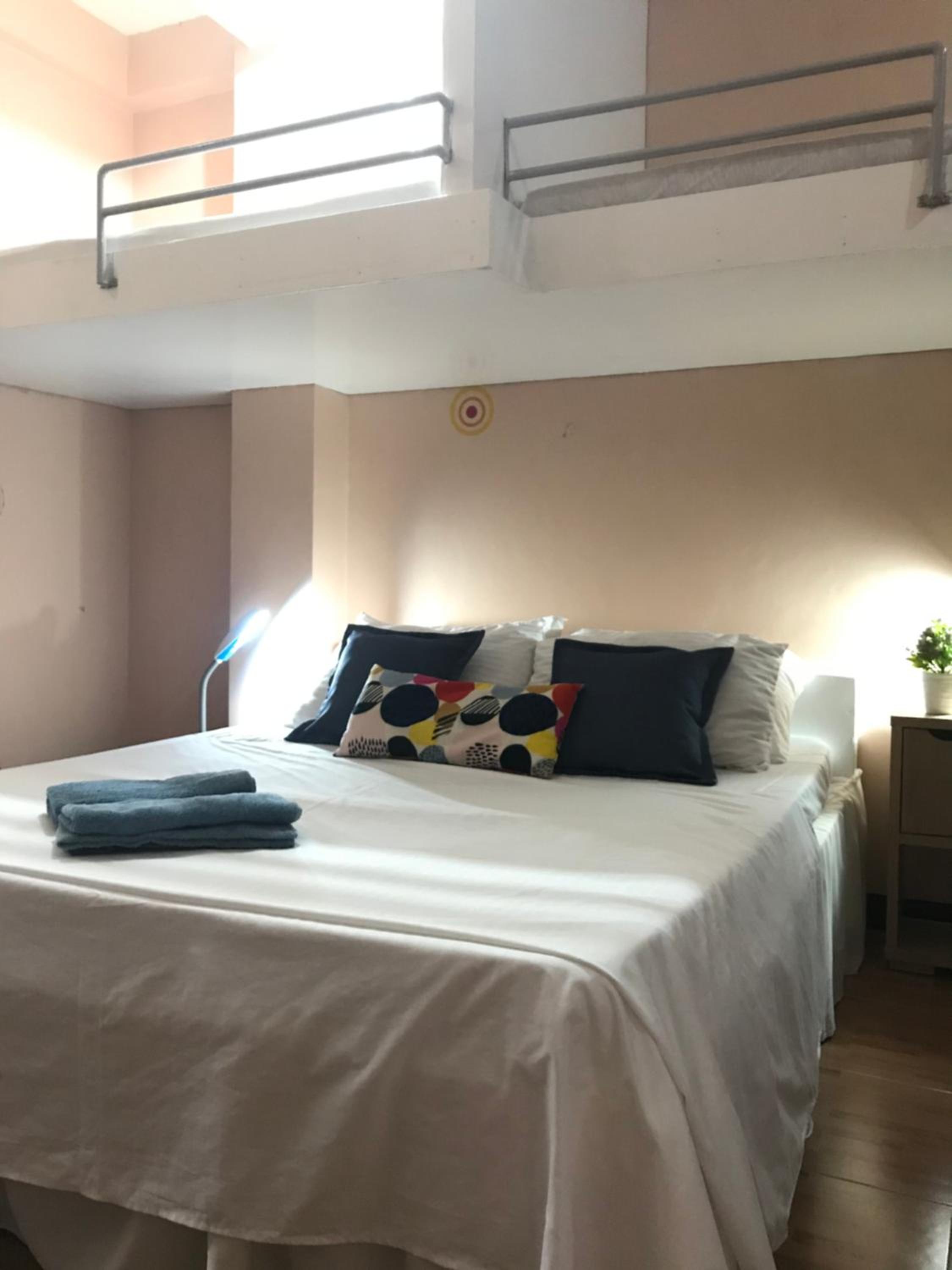 Apartment with Balcony - Photo 40