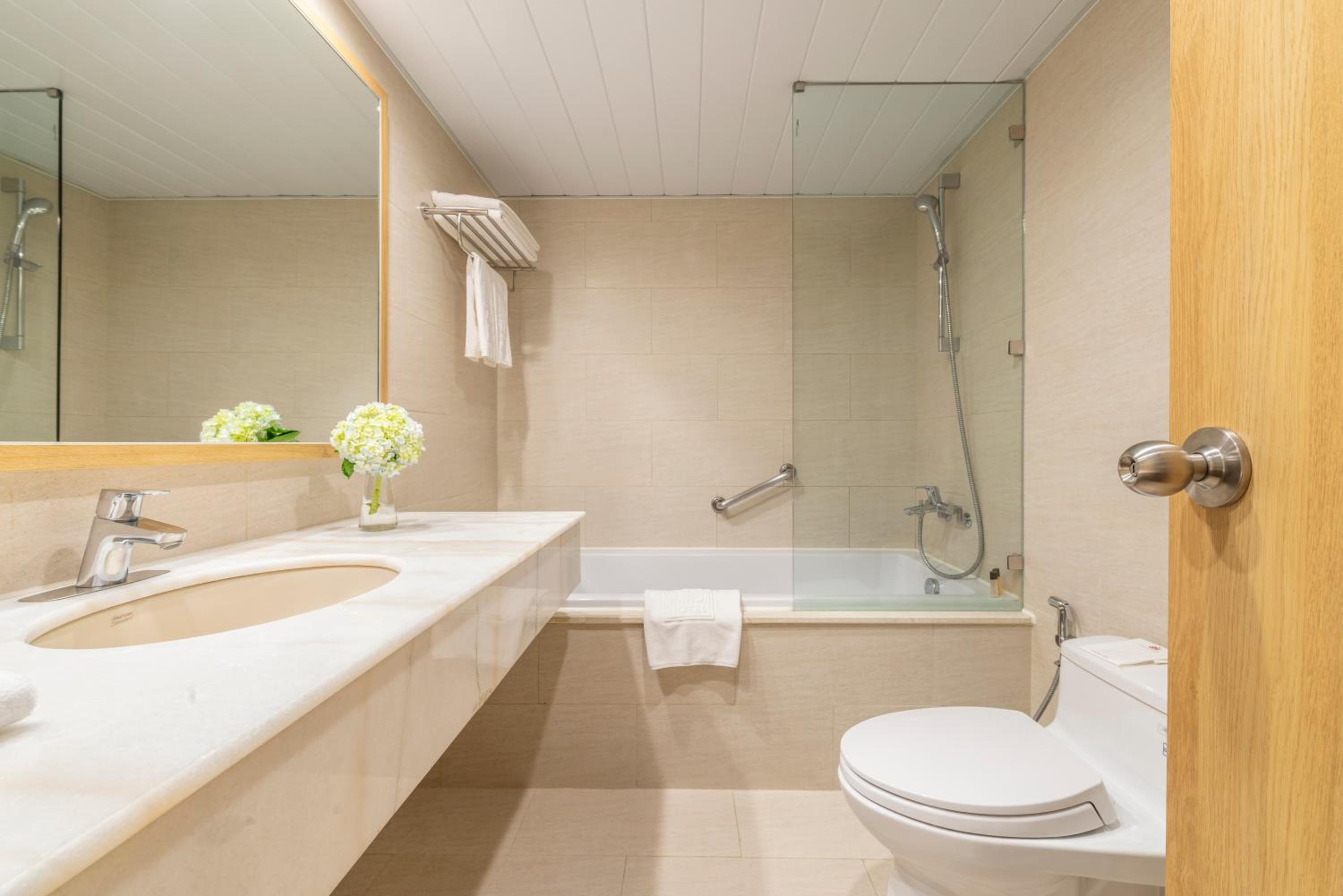 Premium Double or Twin Room photo 3