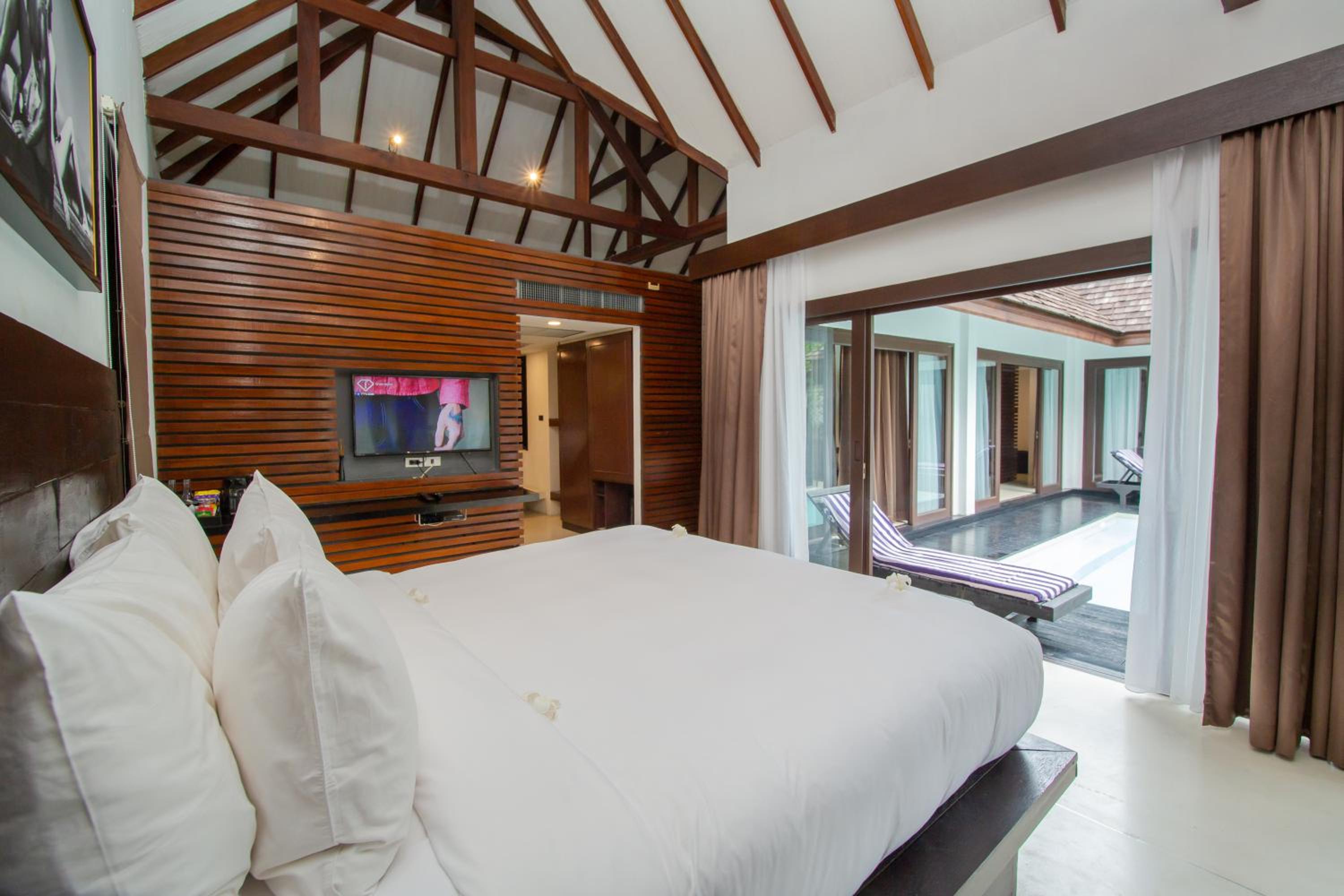 Two-Bedroom Family Pool Villa - Photo 25