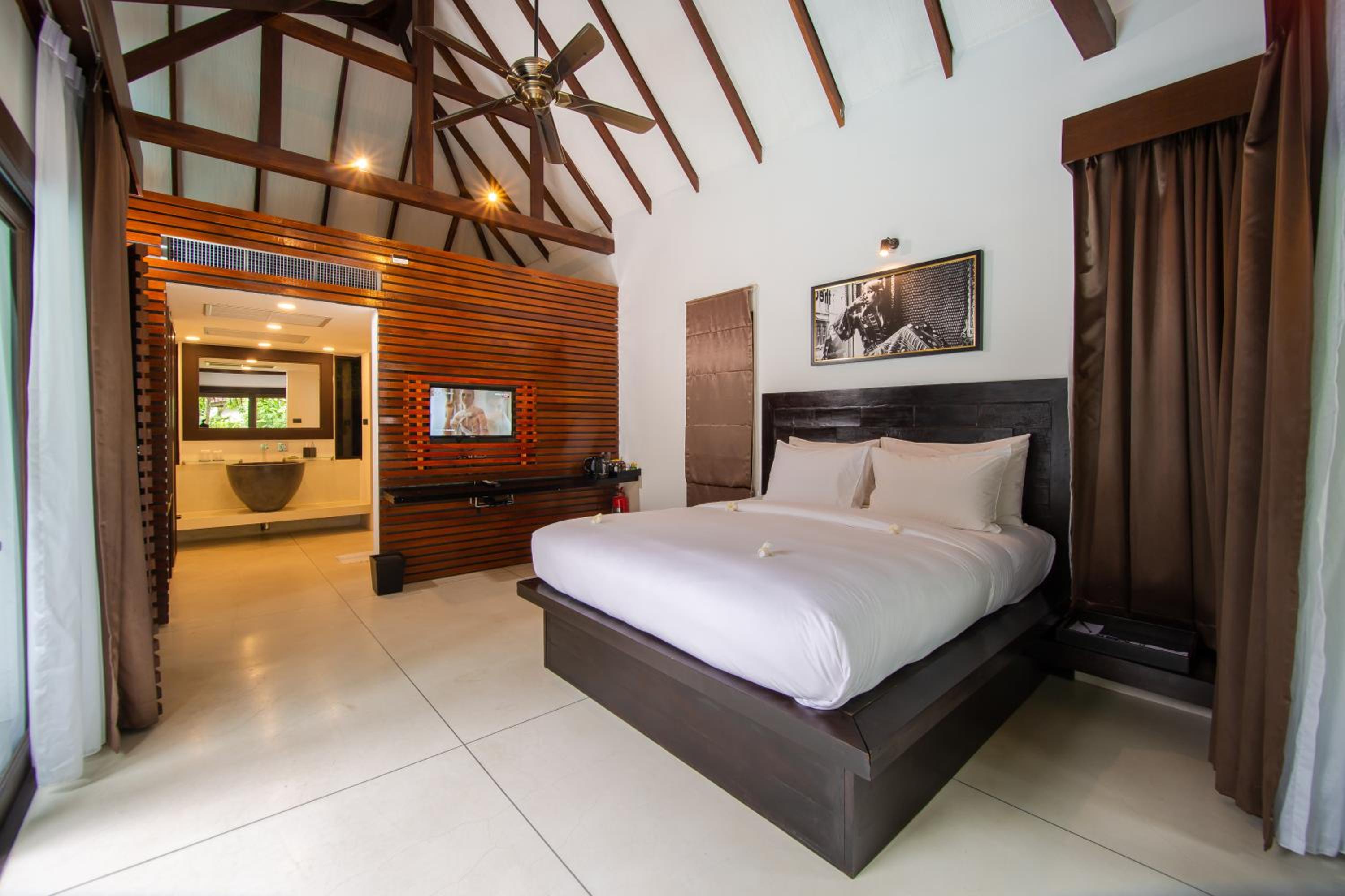 Two-Bedroom Family Pool Villa - Photo 28