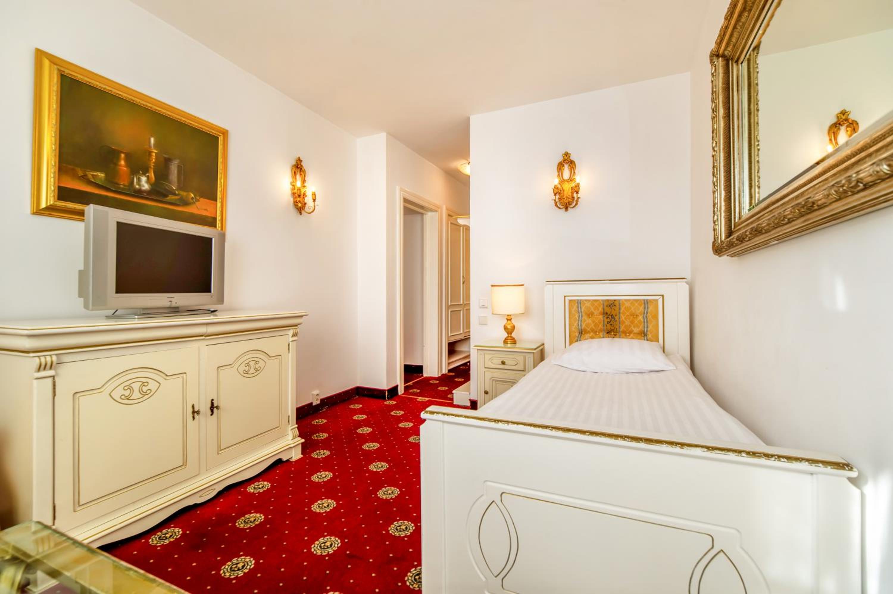 Junior Suite - Photo 6