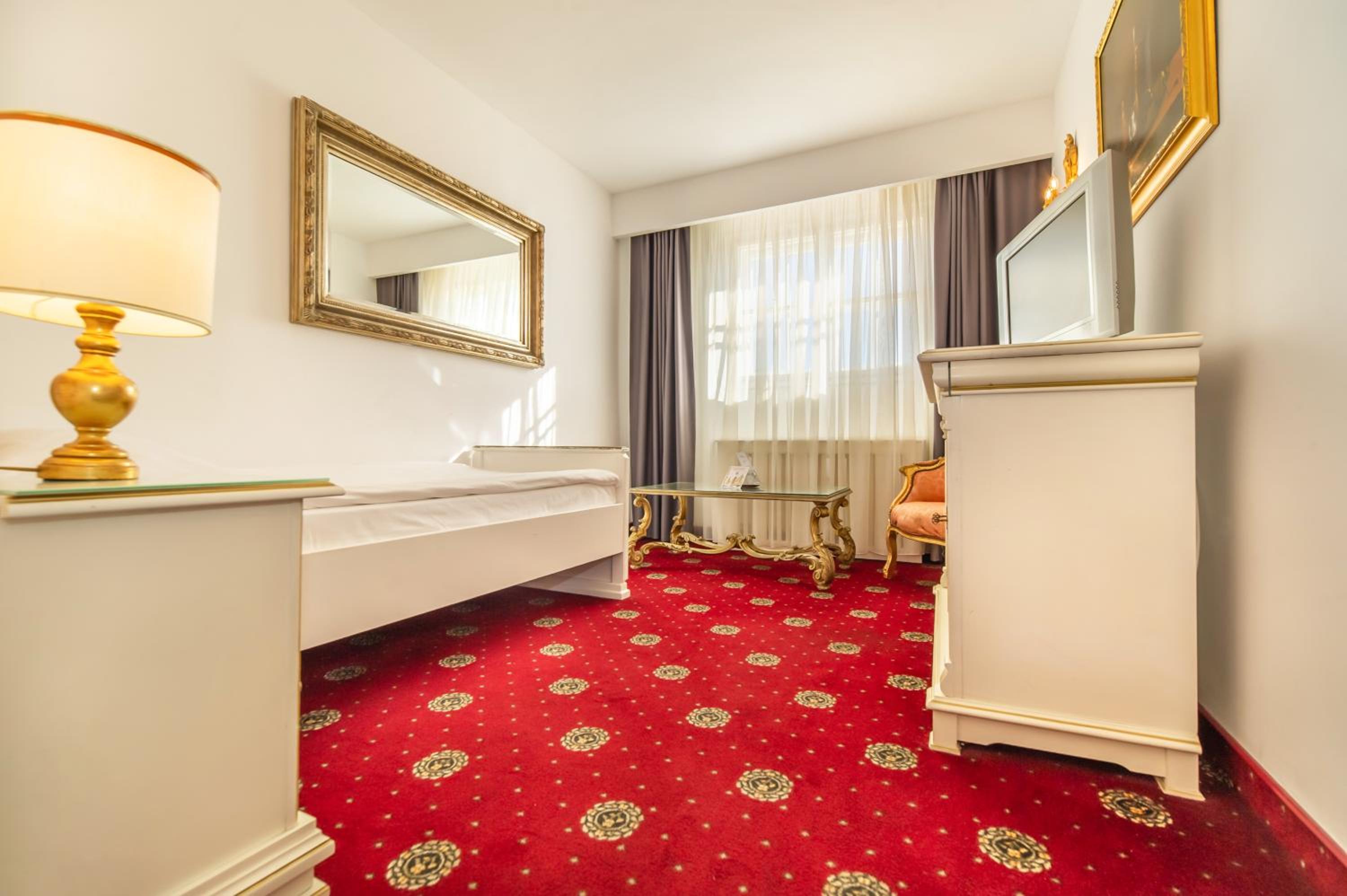 Junior Suite - Photo 2