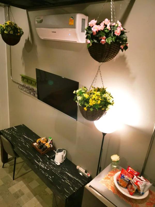 Standard Double Room with Shared Bathroom photo 3
