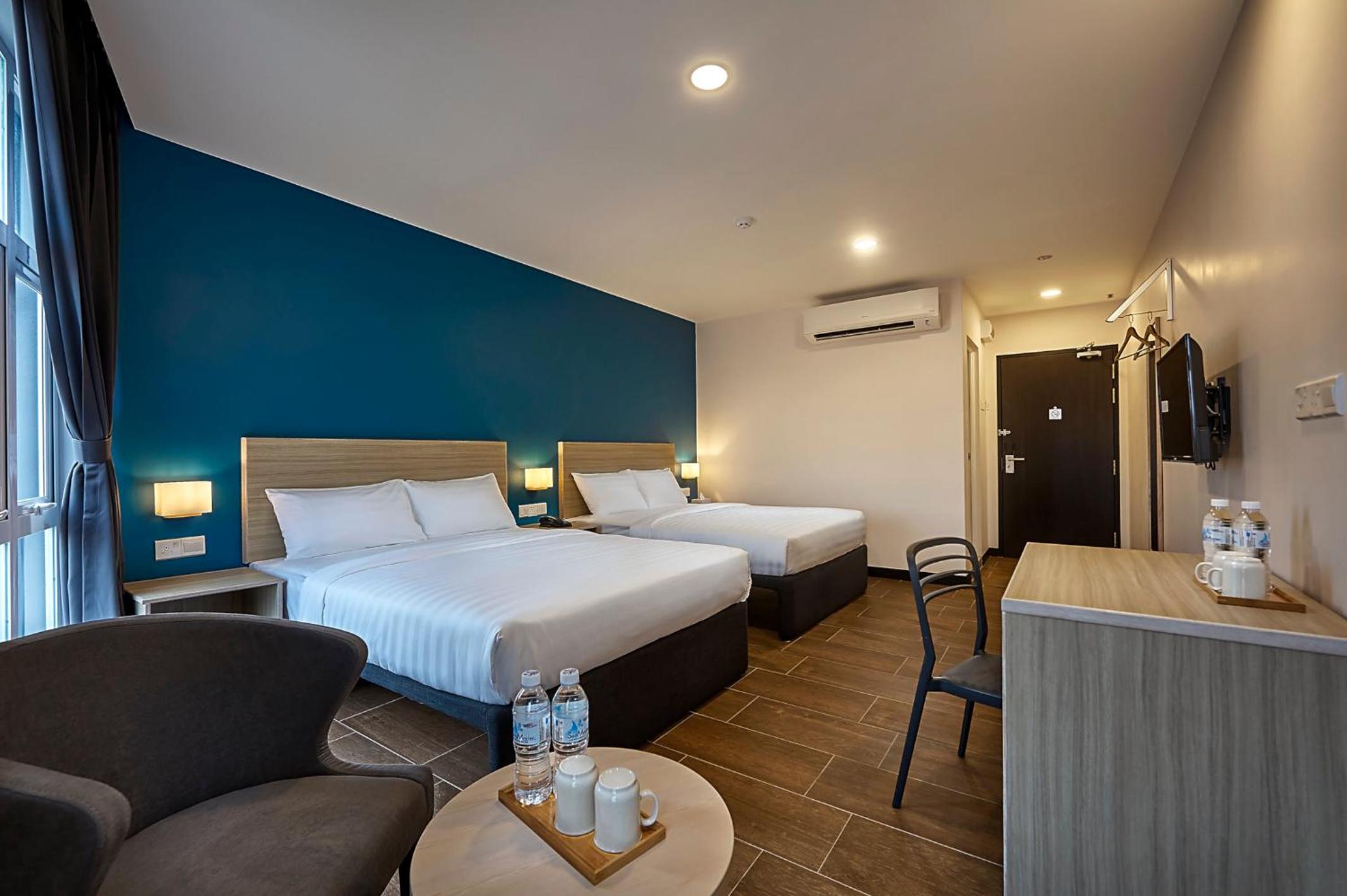 Deluxe Double or Twin Room - Photo 2
