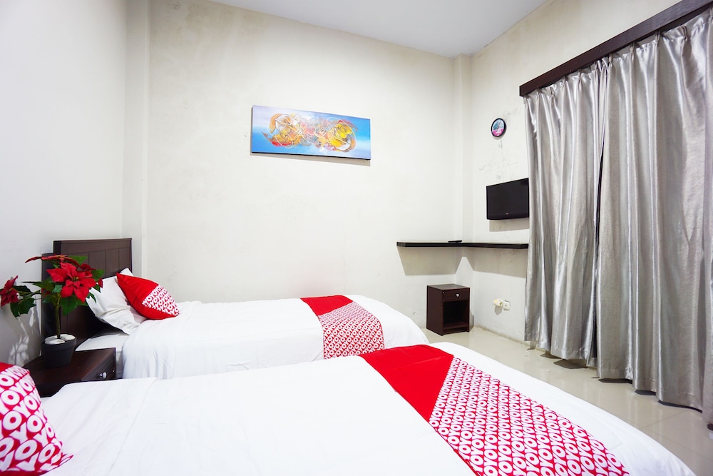 Standard Twin Room photo 2