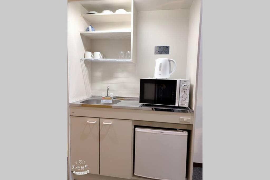 One-Bedroom Apartment - Photo 7