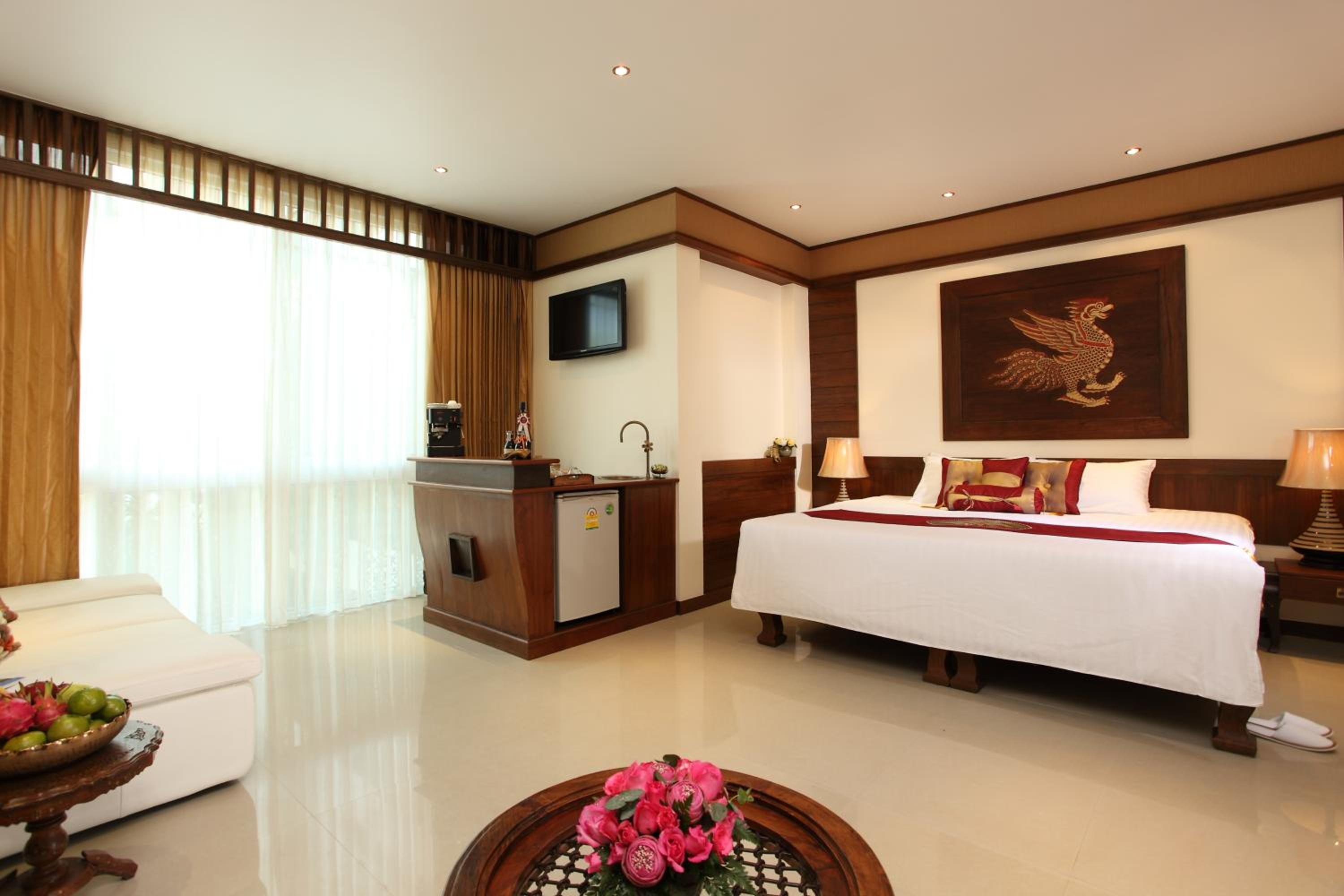 Junior Suite - Photo 11