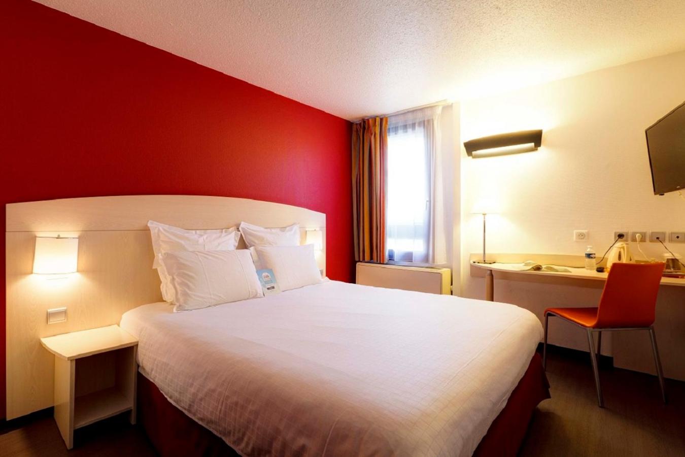Double Room - Photo 2