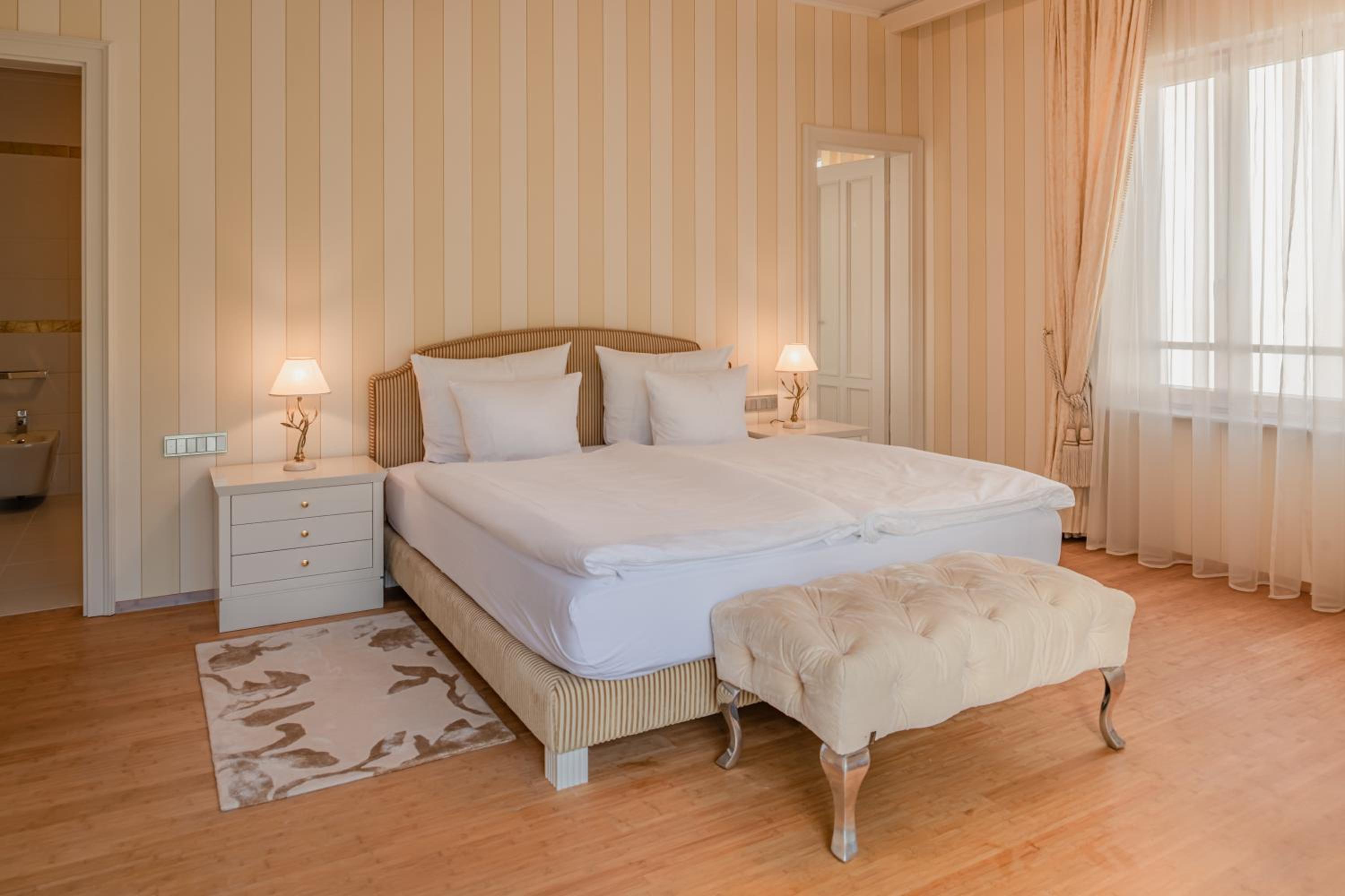 Vincenti One Apartment