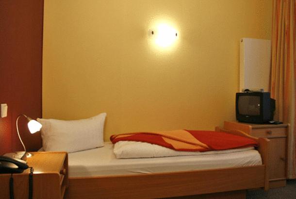 Single Room photo 3
