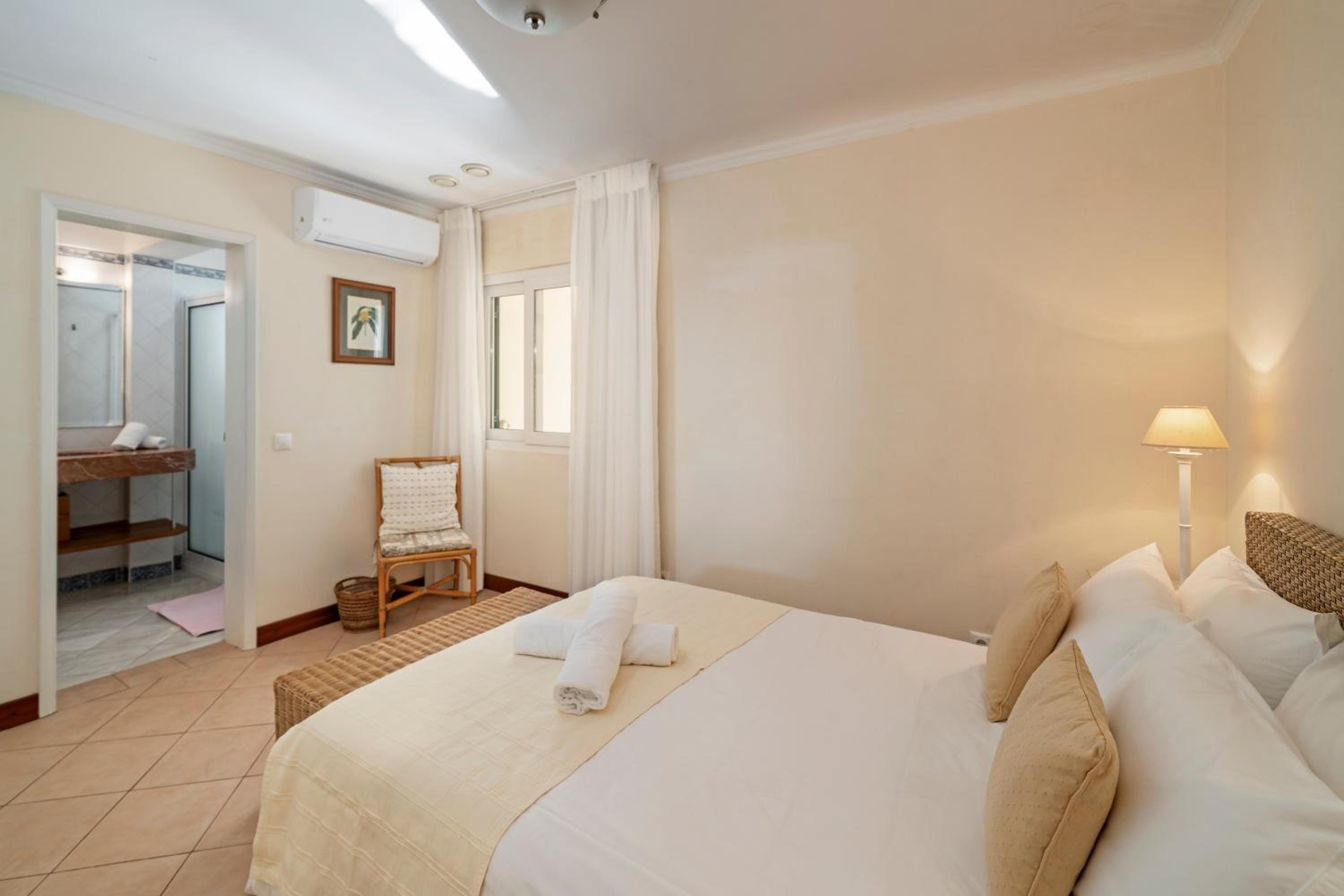 Vier-Zimmer-Villa