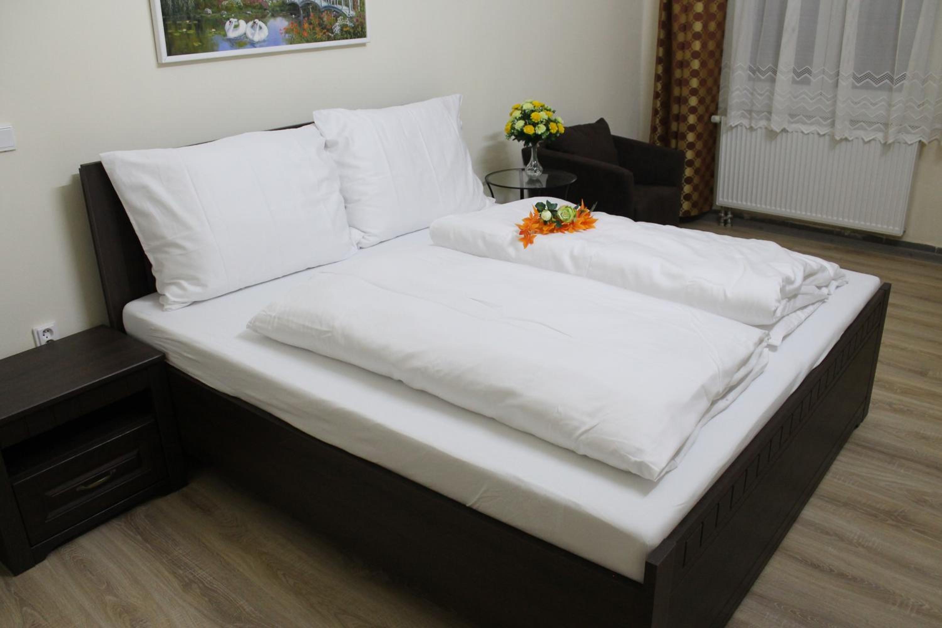 Double Room with Private Bathroom photo 3
