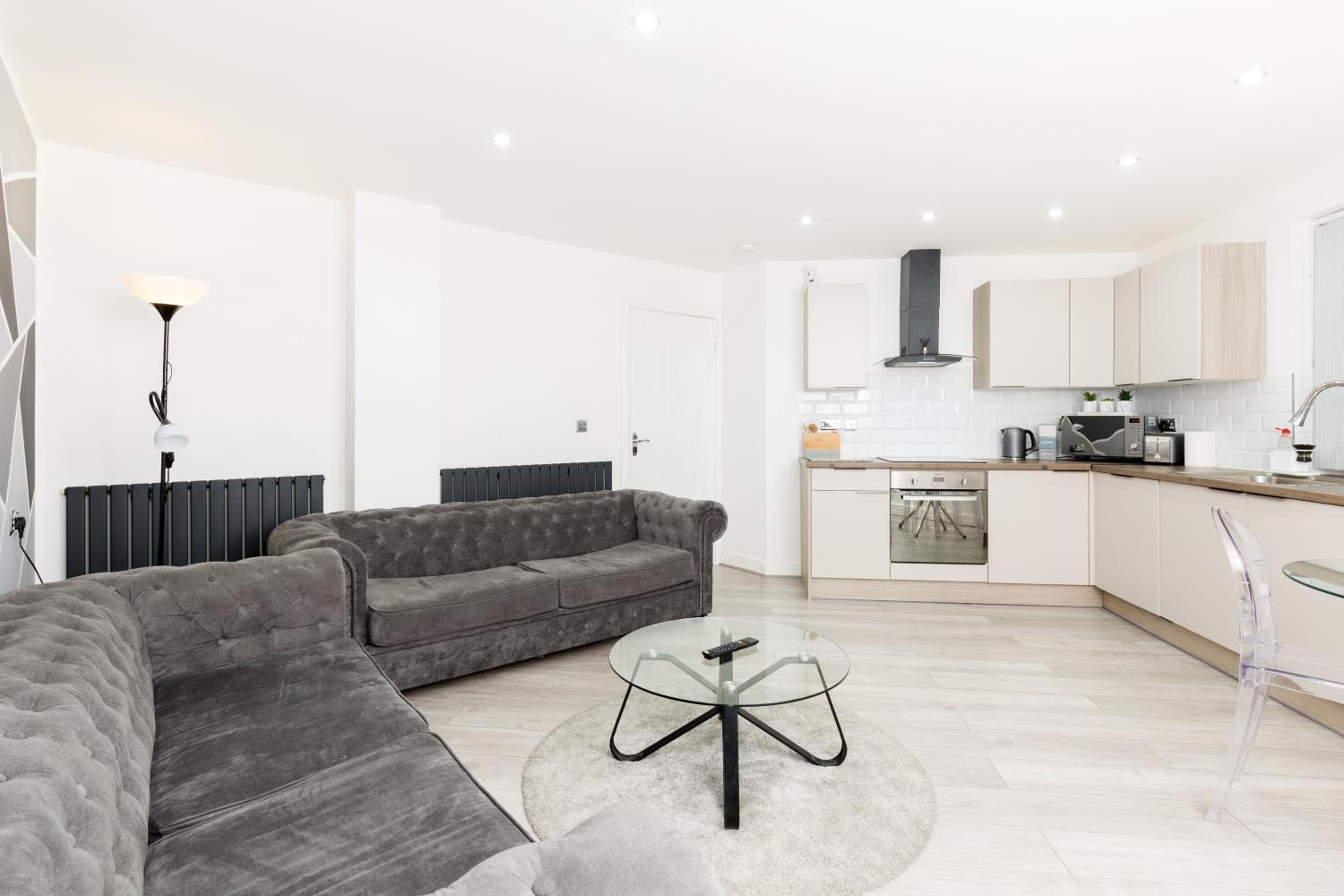 Three-Bedroom Apartment - Photo 12