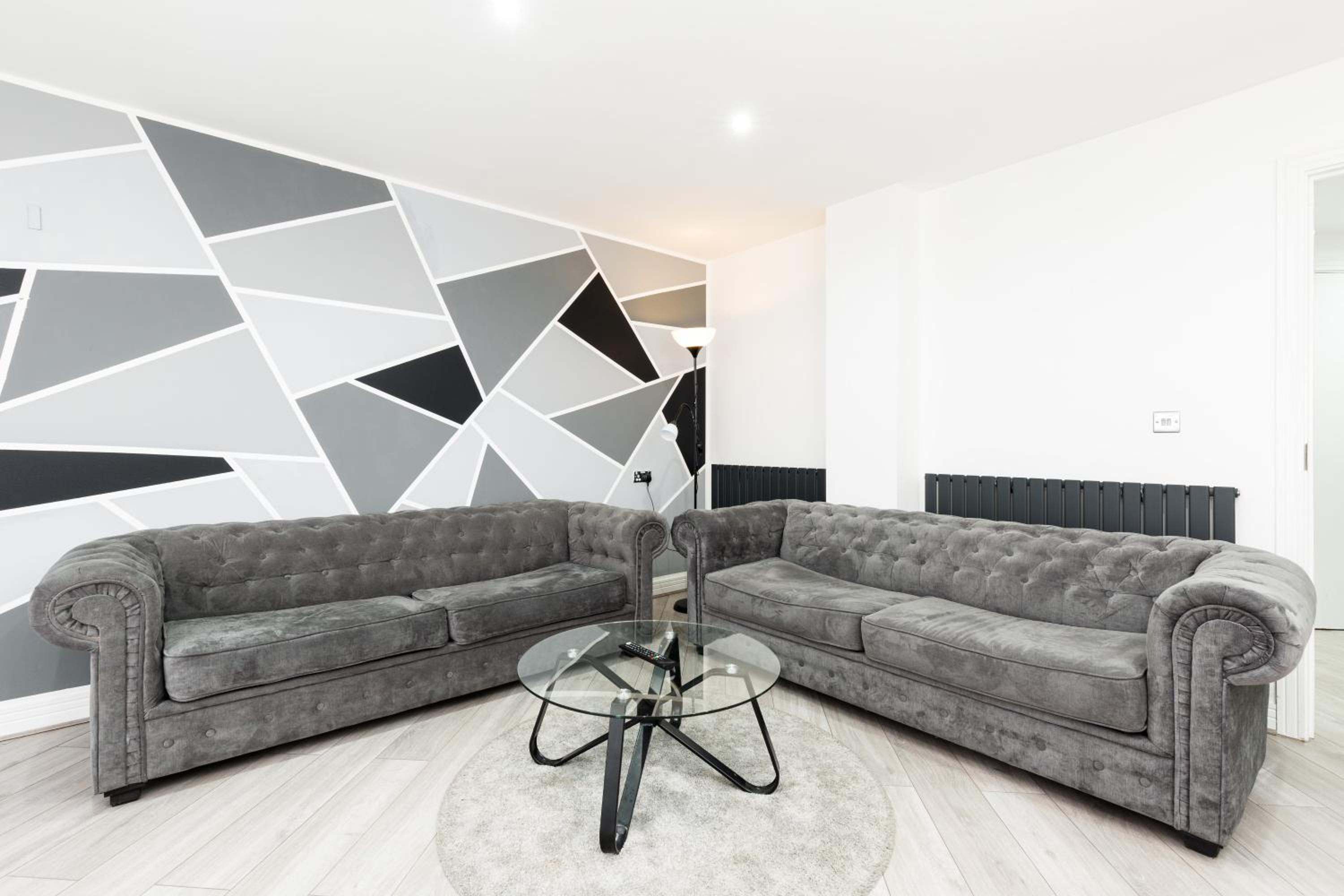 Three-Bedroom Apartment - Photo 24