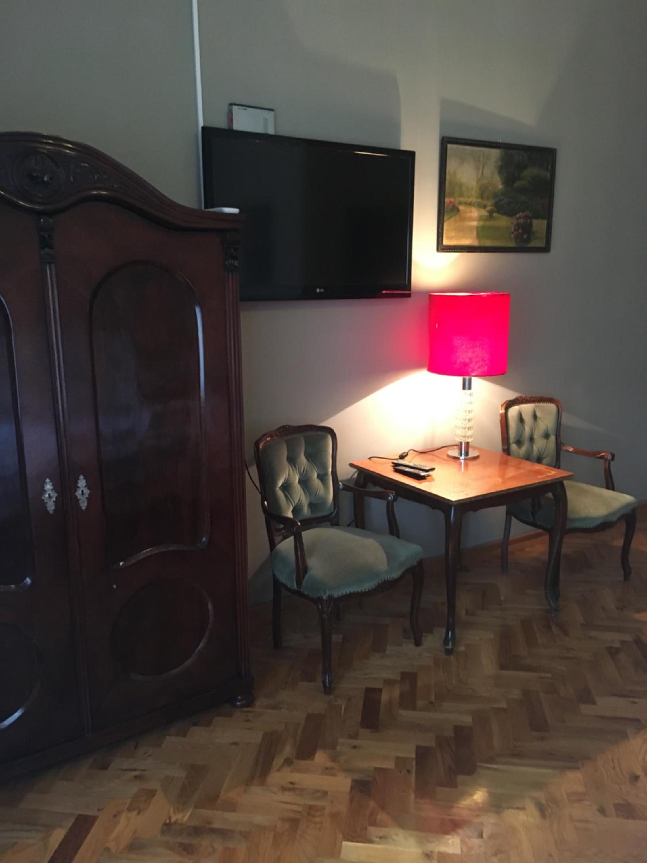 Deluxe Apartment photo 2