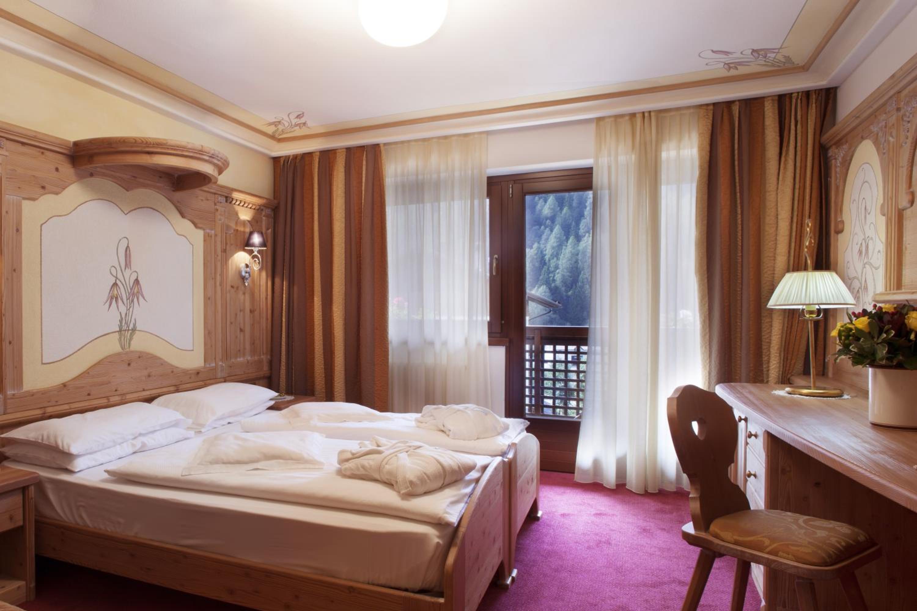 Quadruple Room with Balcony photo 1