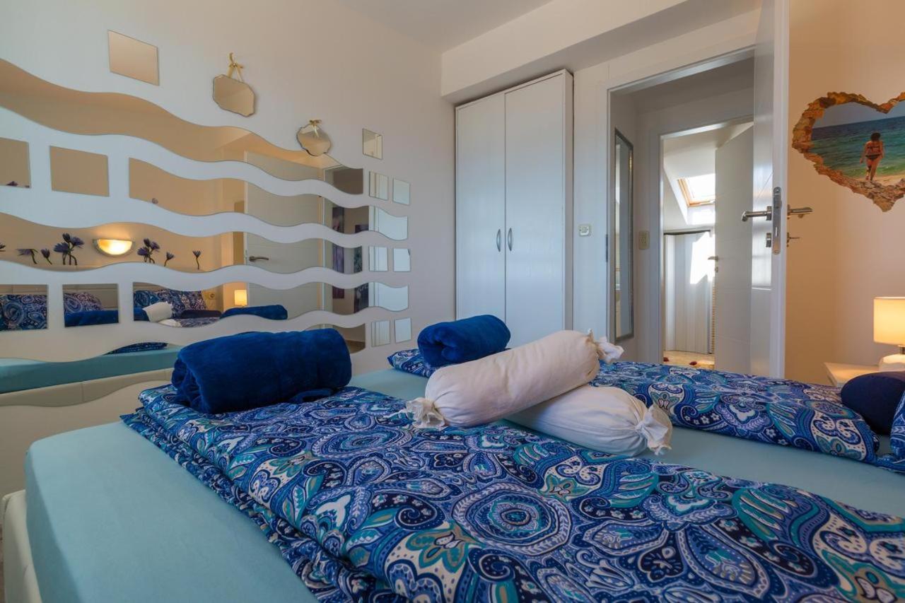 Apartment With Sea View