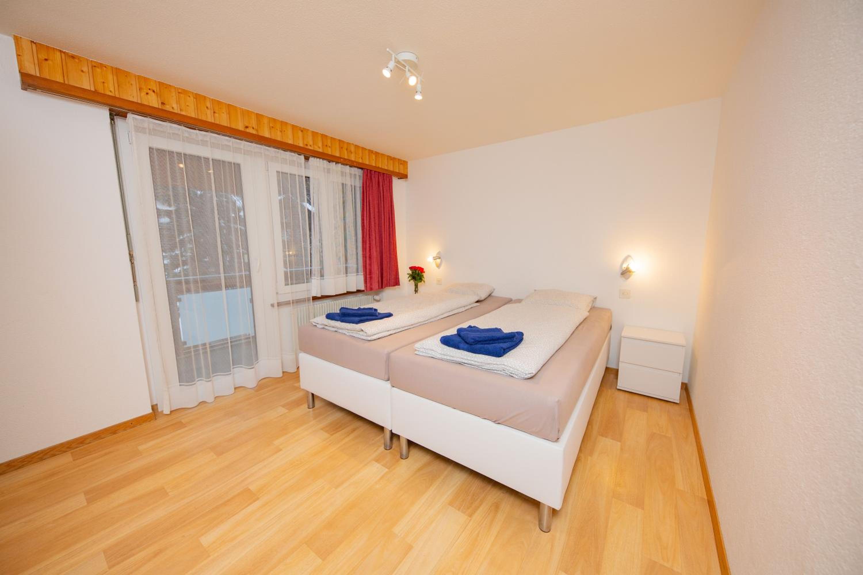 Studio Apartment - Photo 4