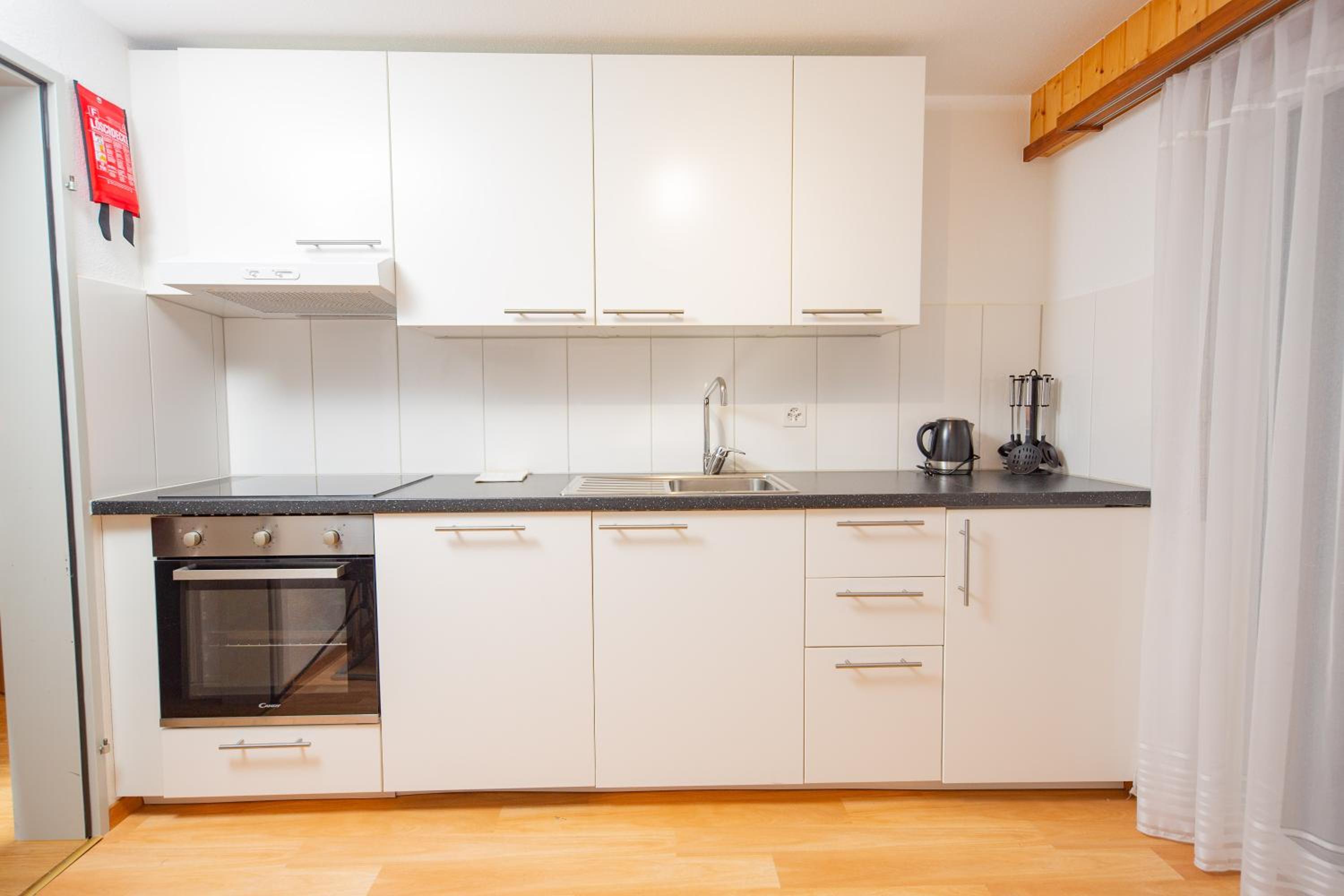 Studio Apartment - Photo 6