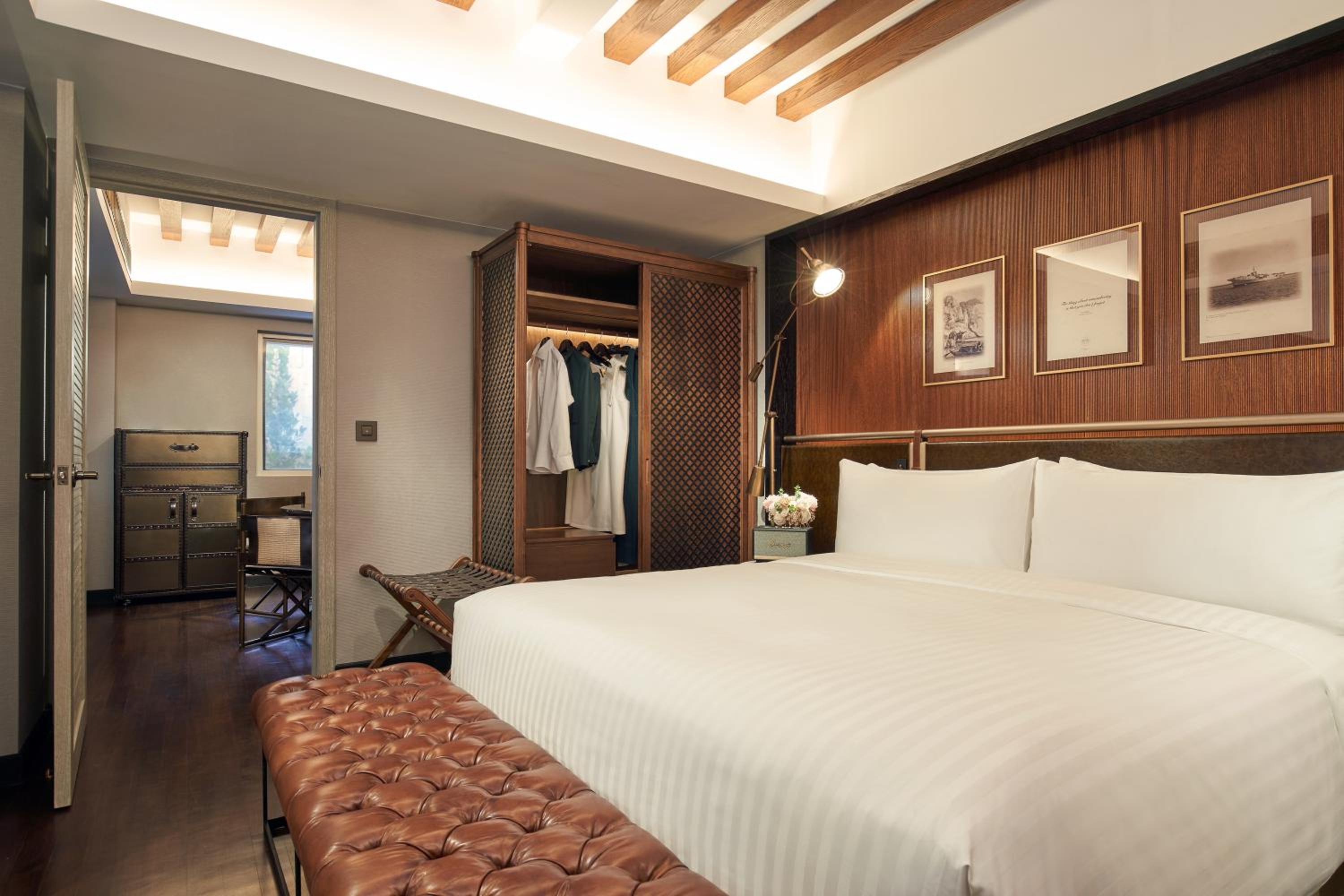Suite (Non Smoking)