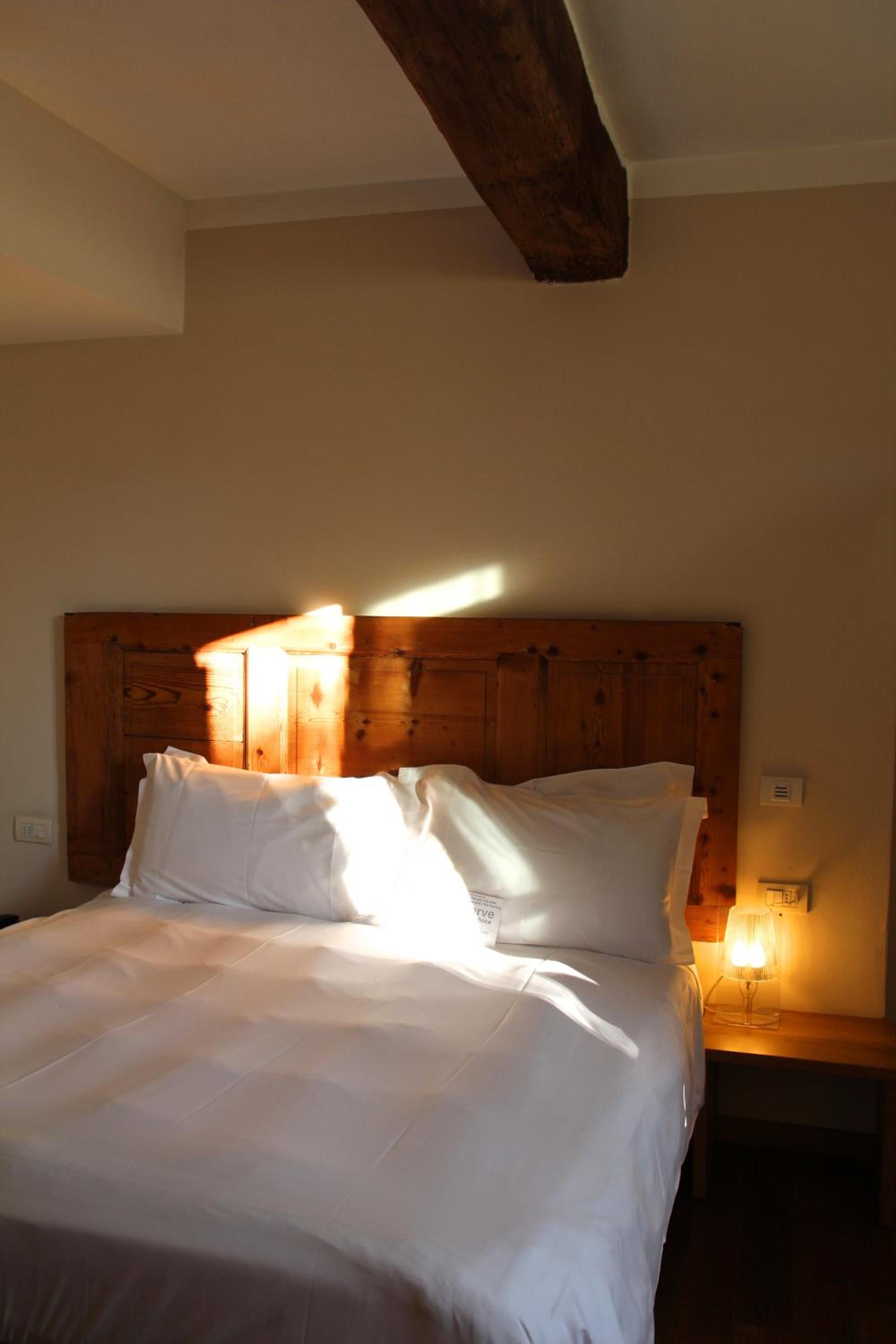 Standard Double Room photo 3