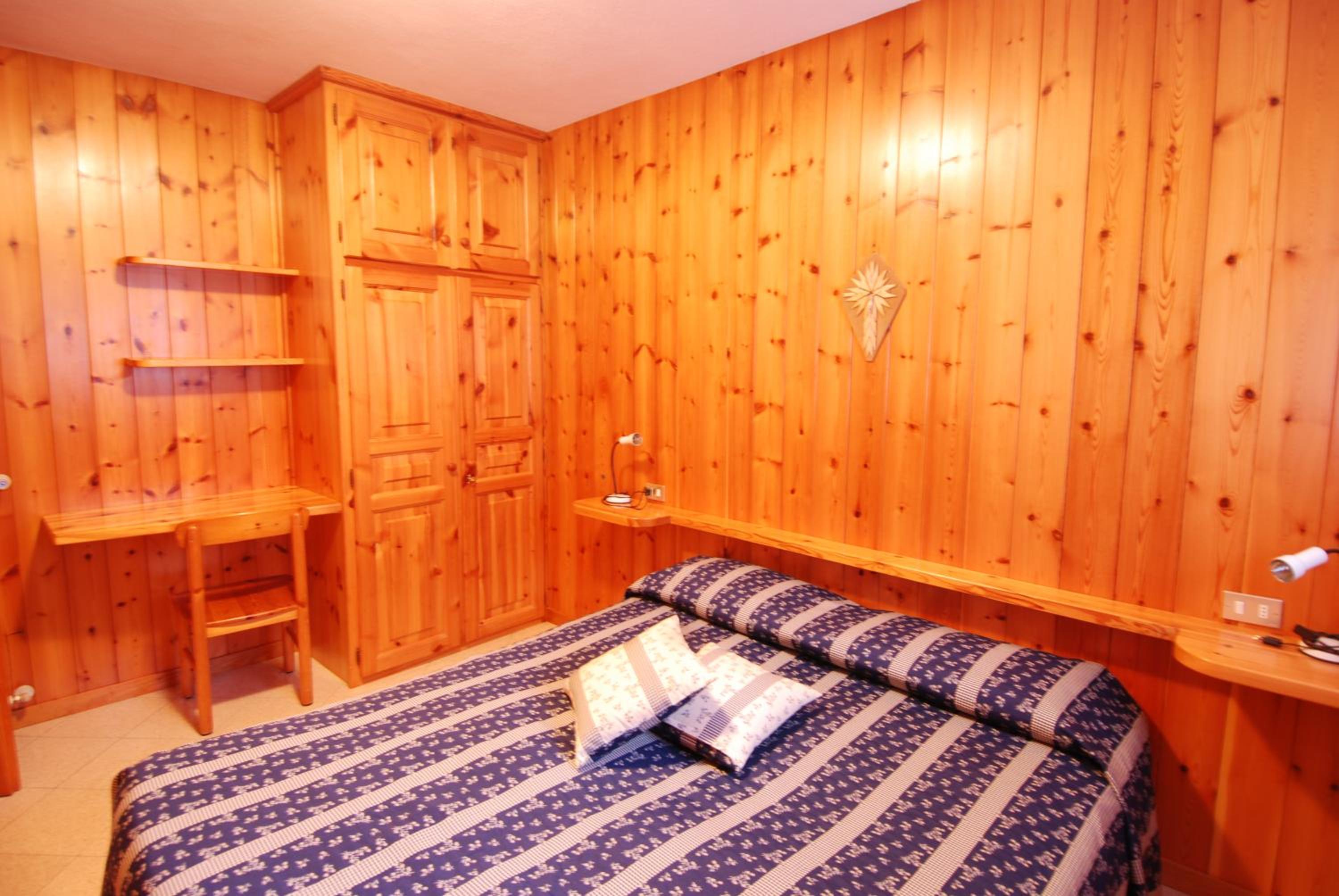 One-Bedroom Apartment (2 Adults)