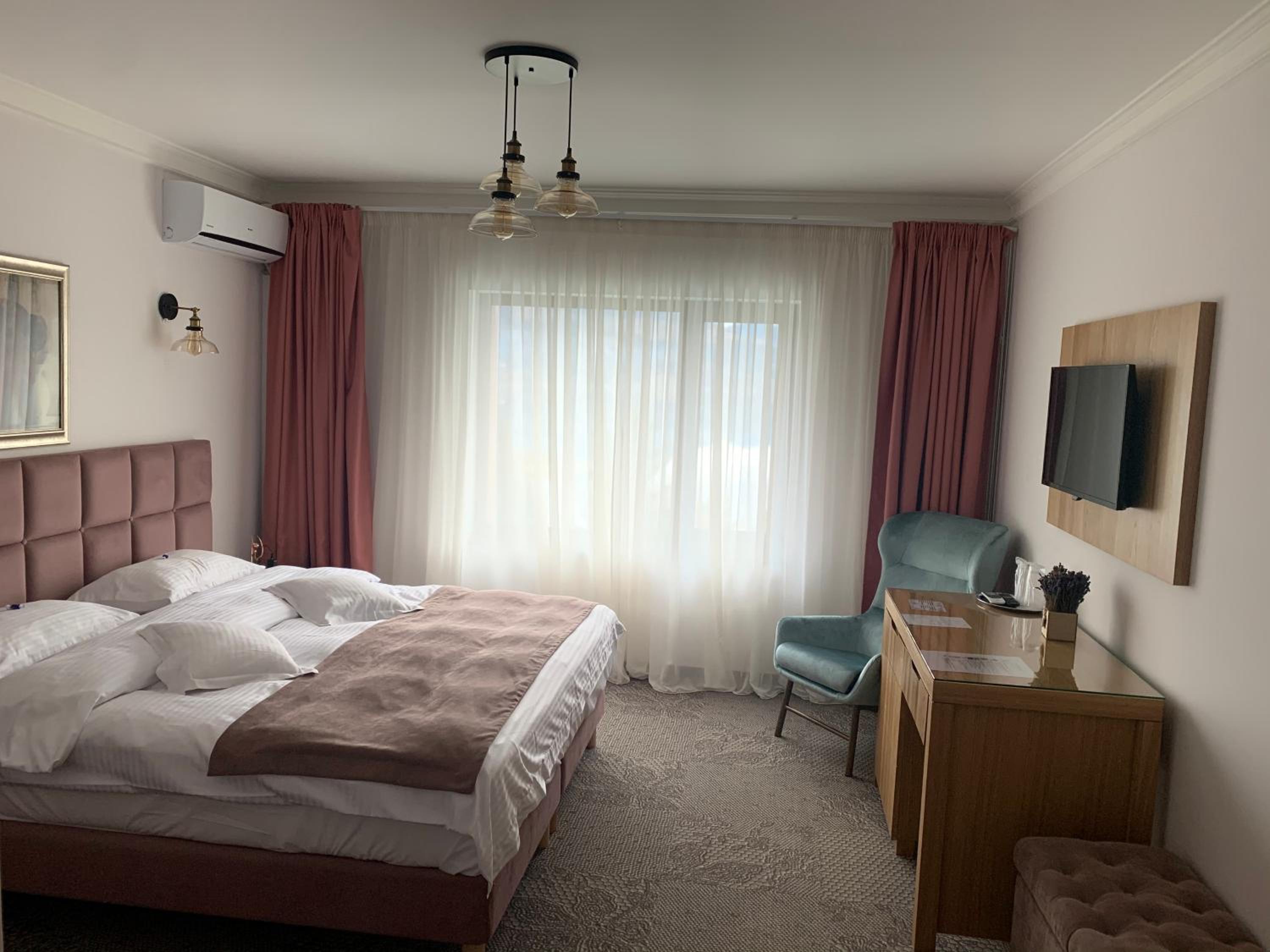 Double Room with Lake View photo 2