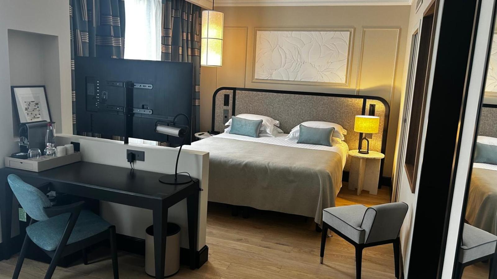 Two-Bedroom Suite photo 2