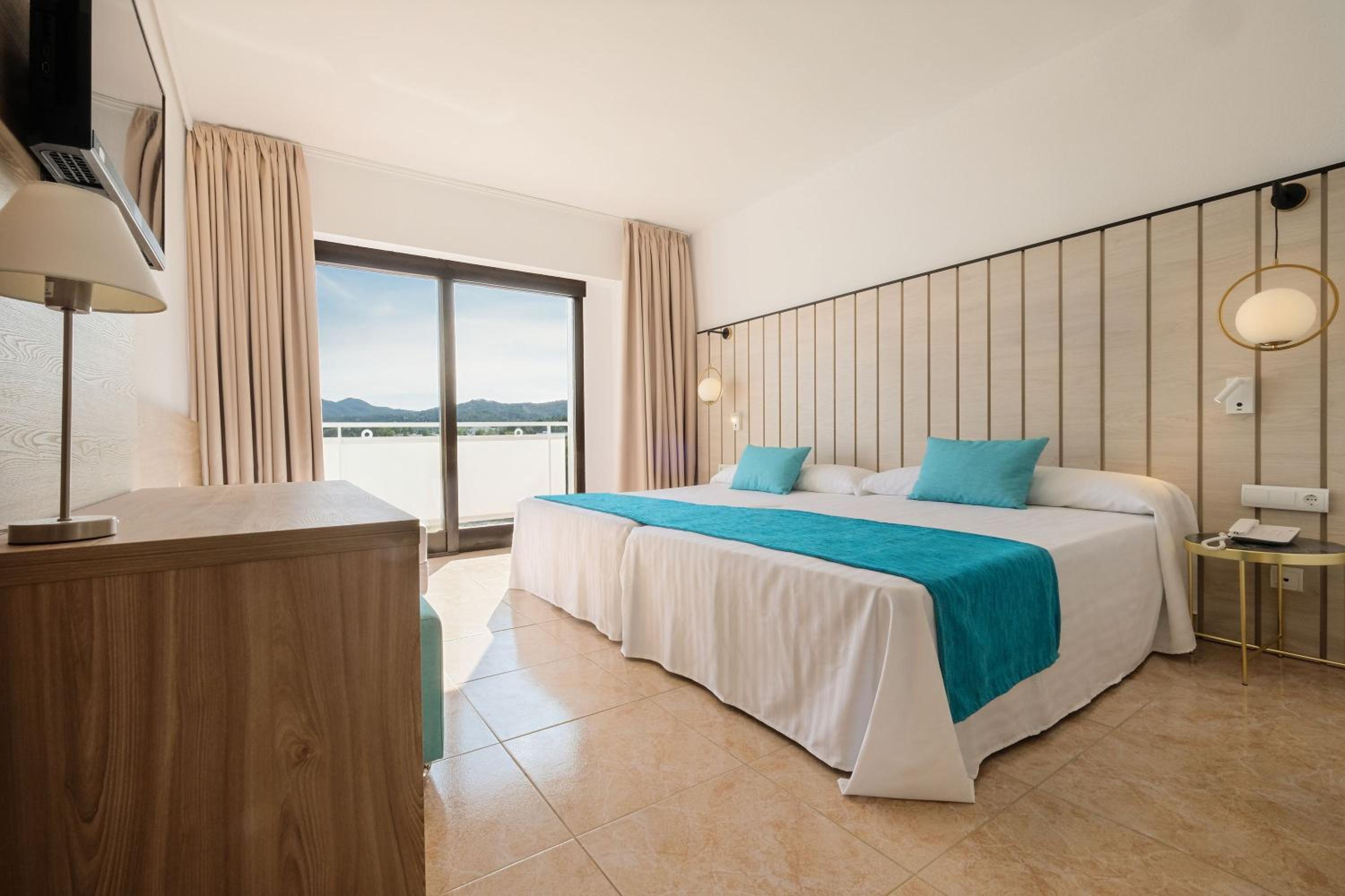 Double Room - Photo 5