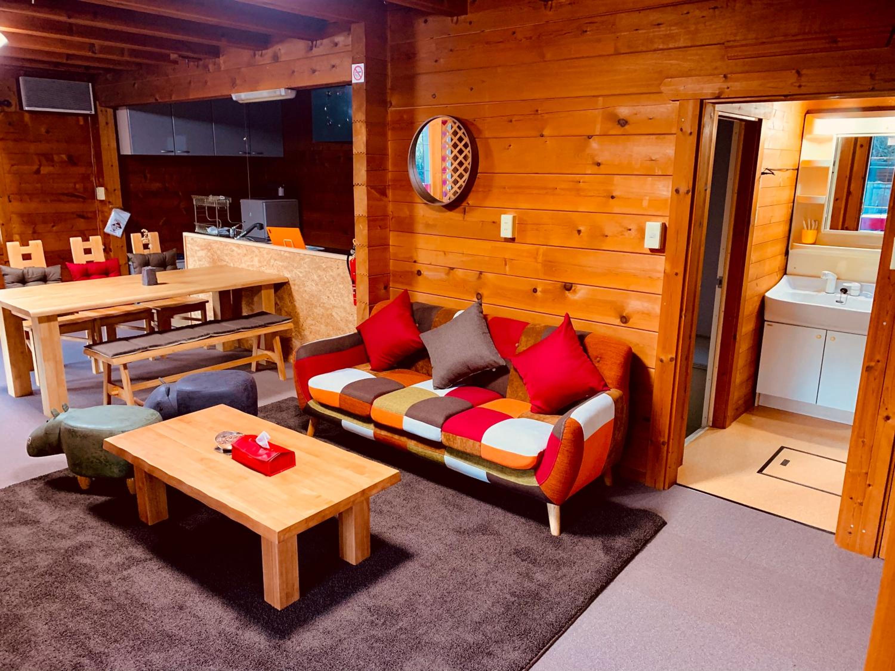 One-Bedroom House - Photo 12