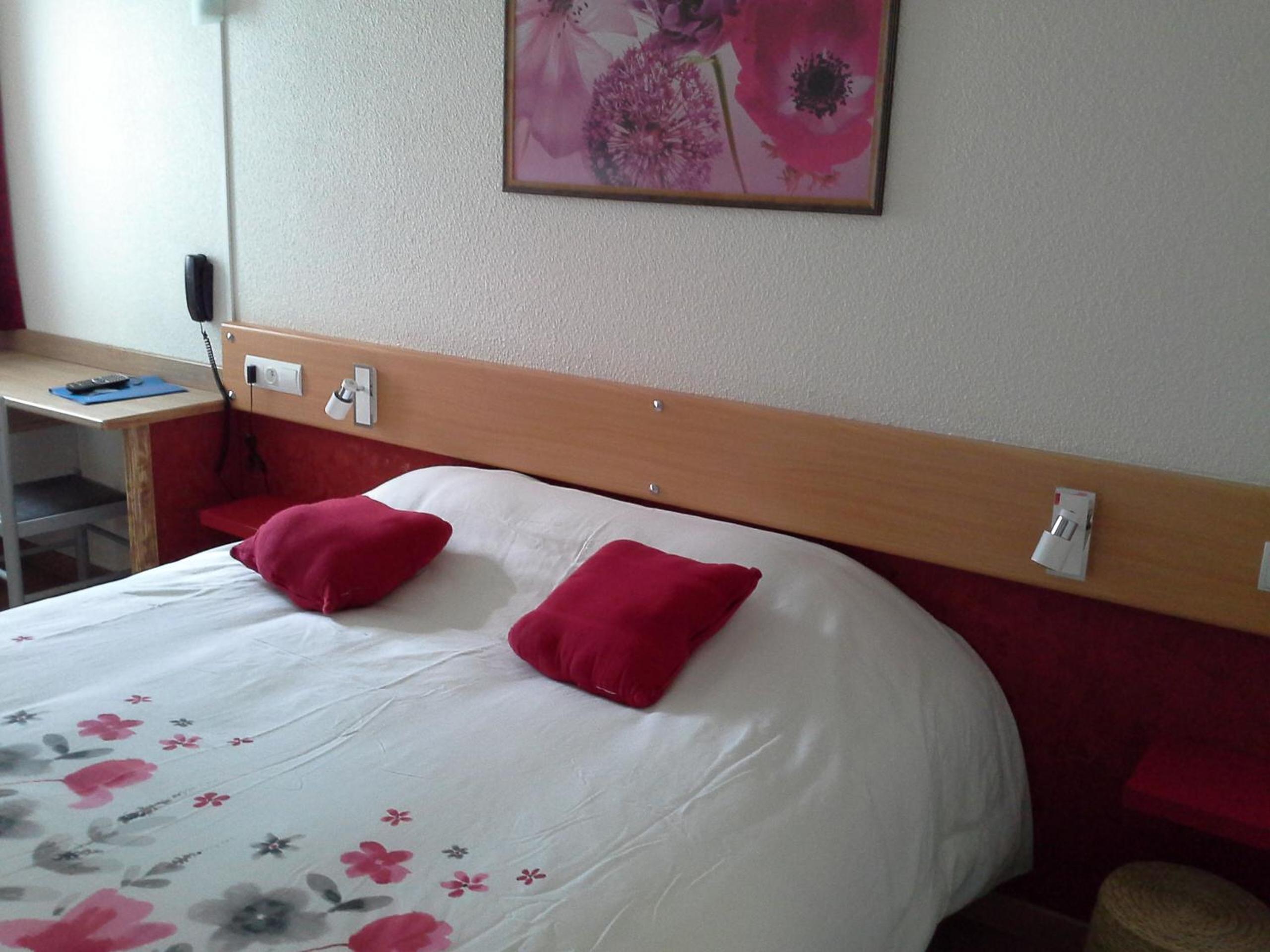 Double Room - Photo 23