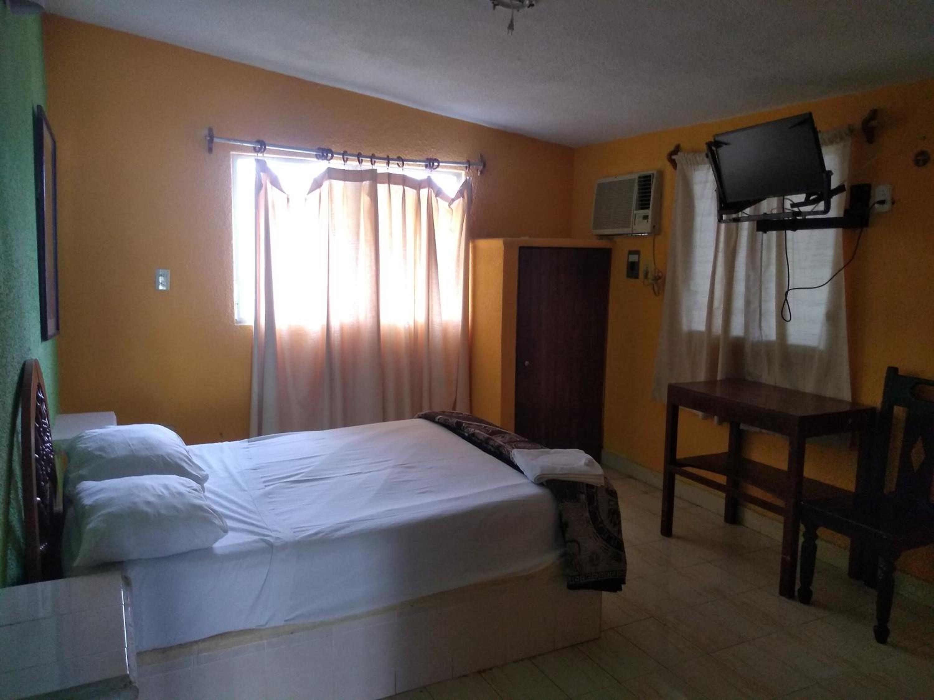 Deluxe Queen Room photo 3