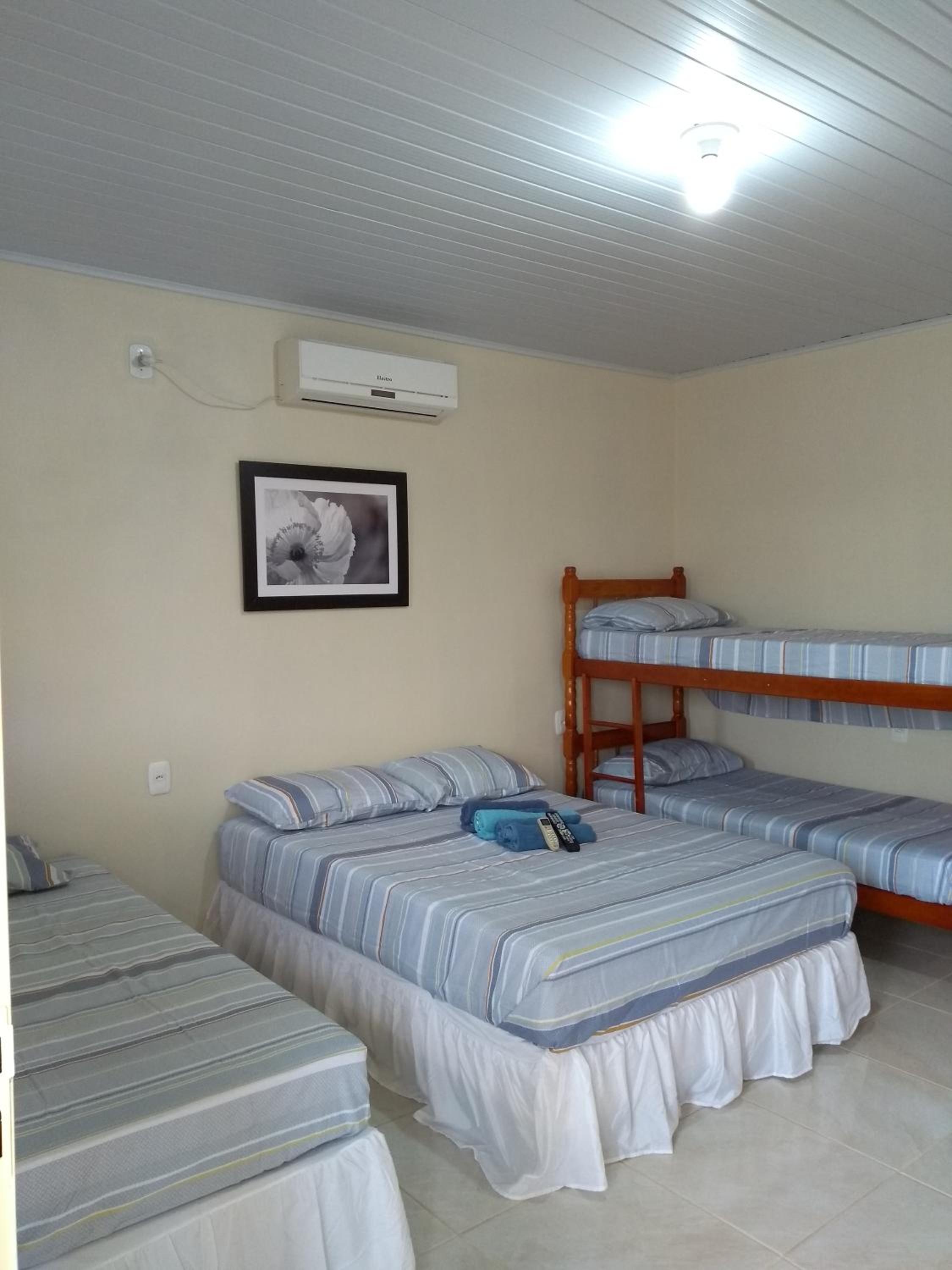 One-Bedroom House photo 1