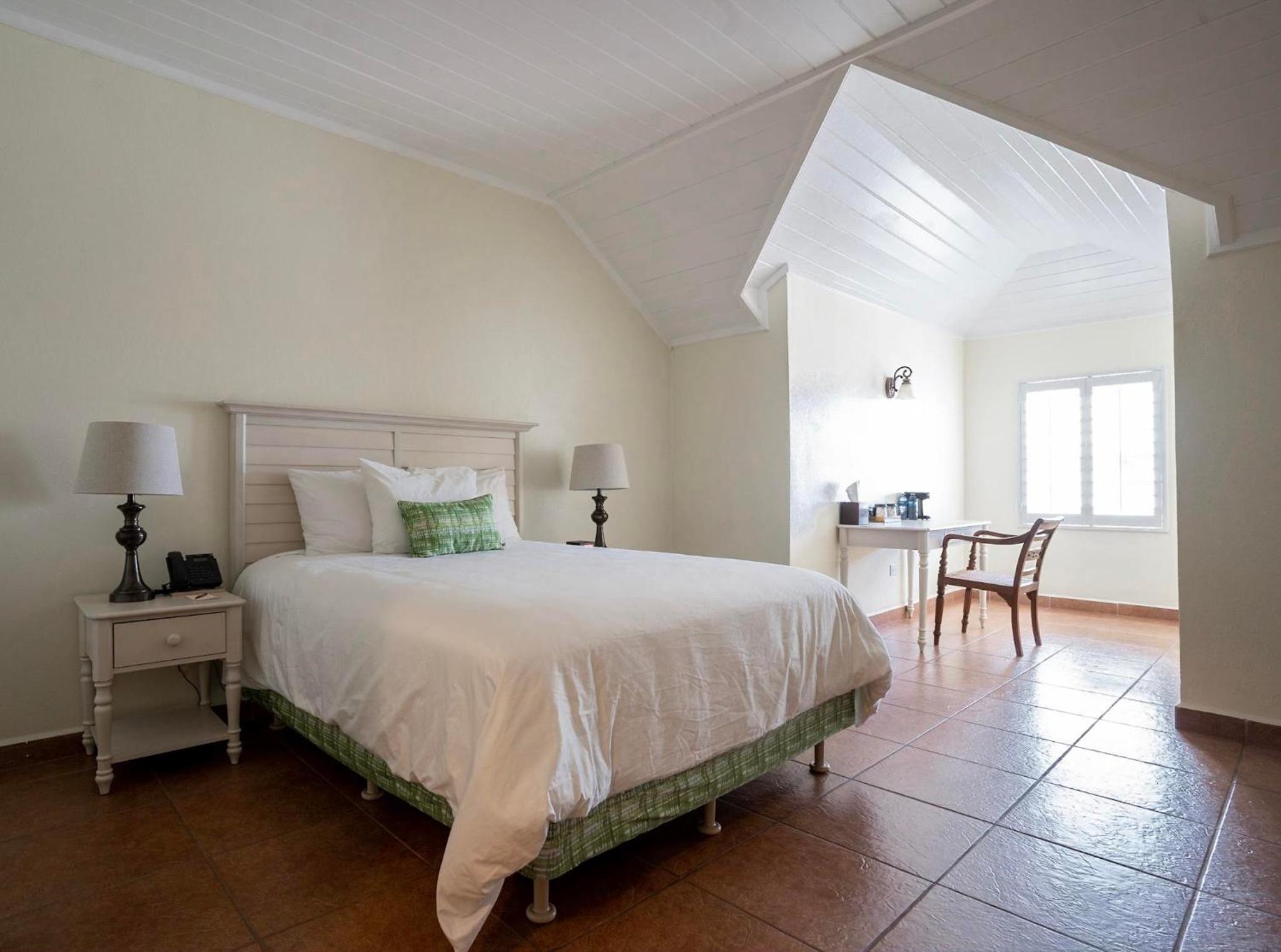 Standard Queen Room photo 1