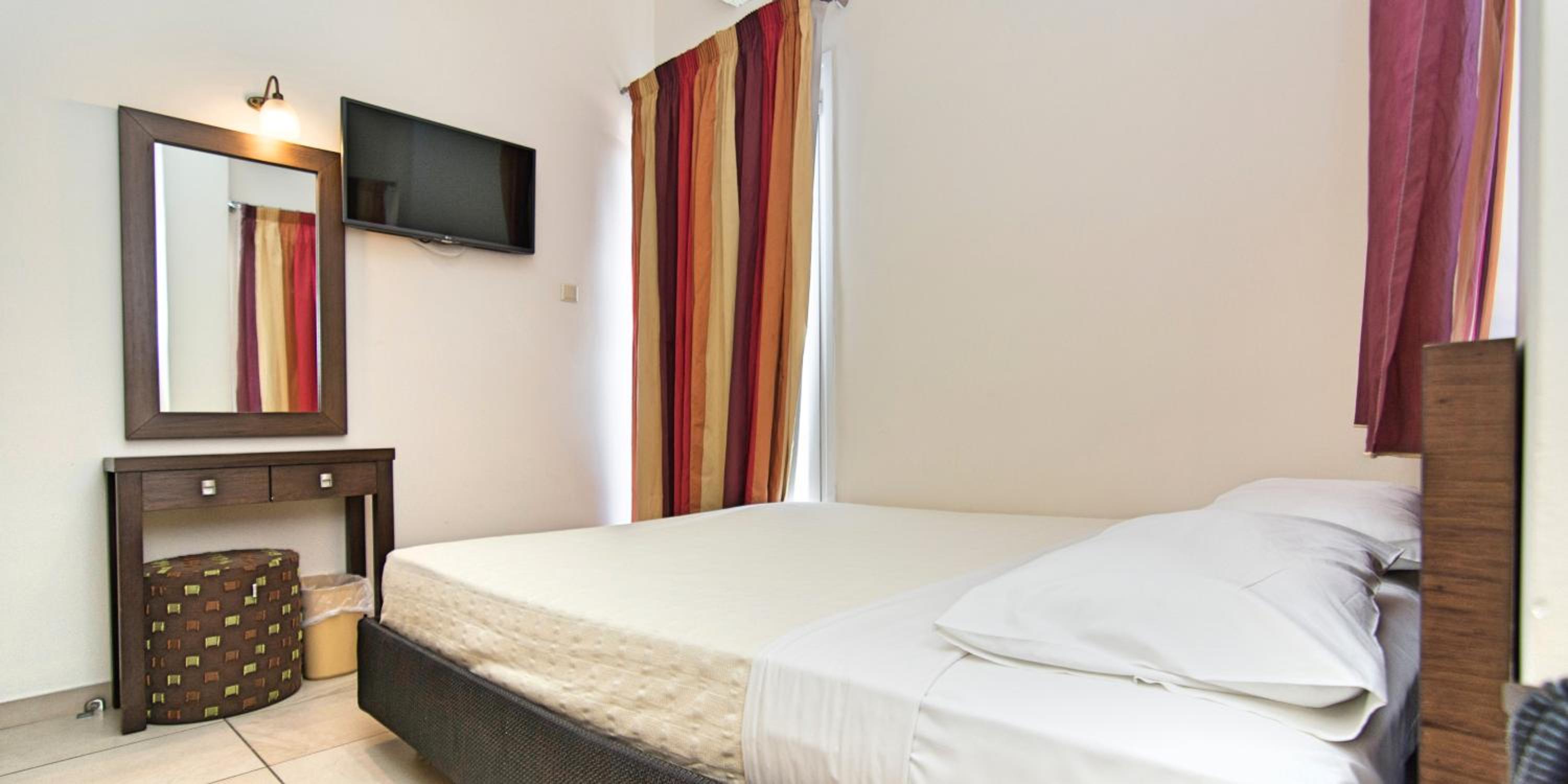 Single Room with Balcony photo 3