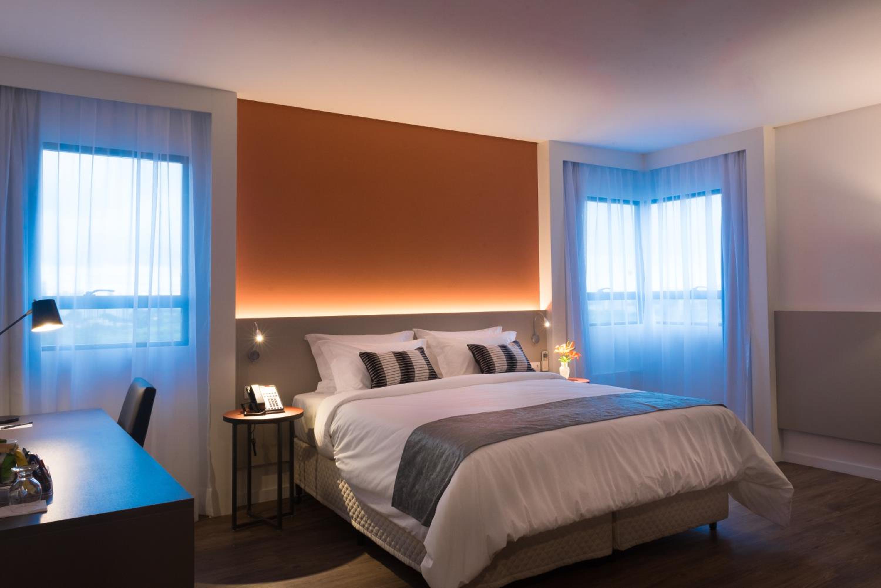 Deluxe Superior Double Room - 1 Double Bed - Photo 4