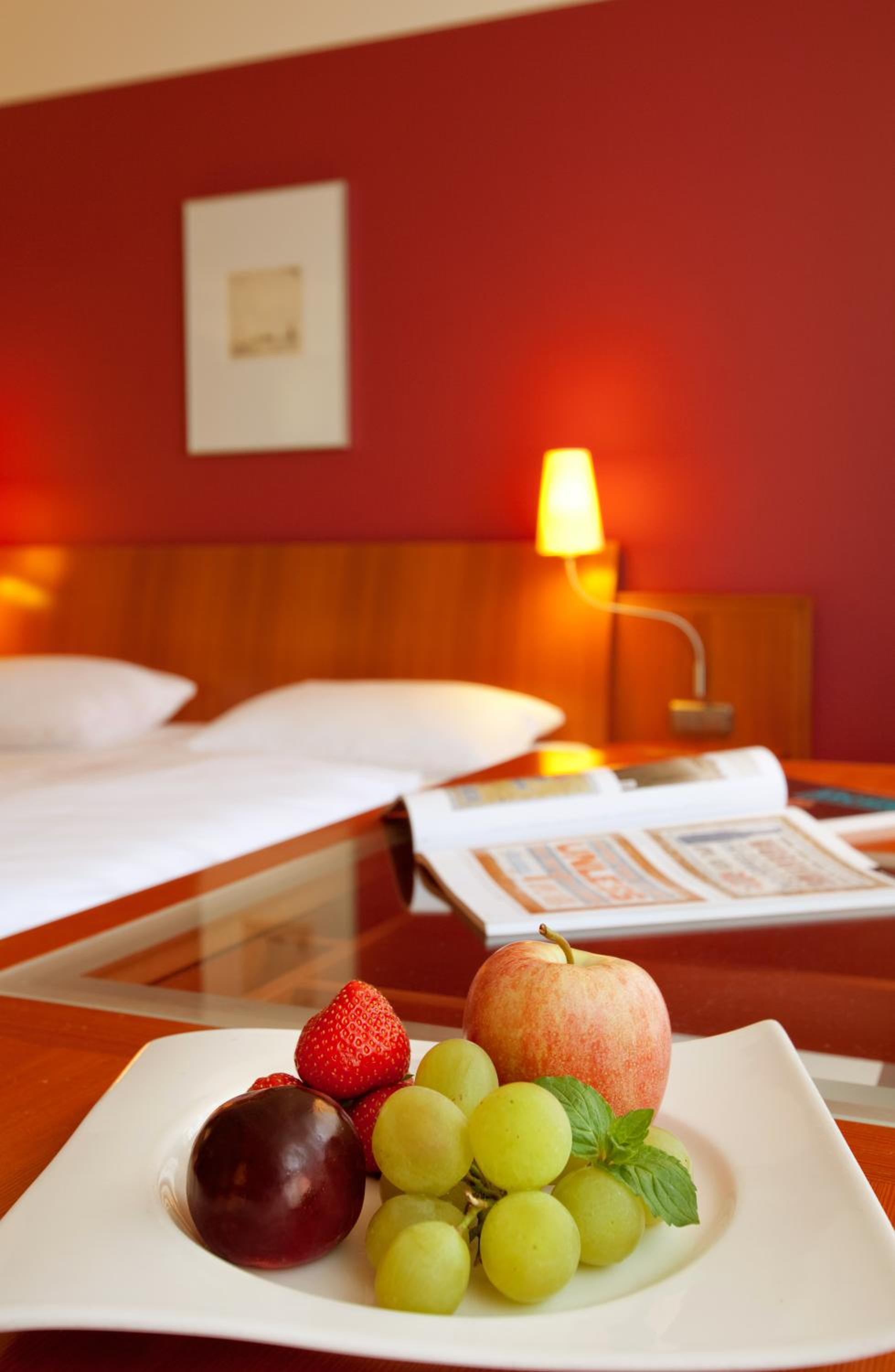 Deluxe Double Room - Photo 9