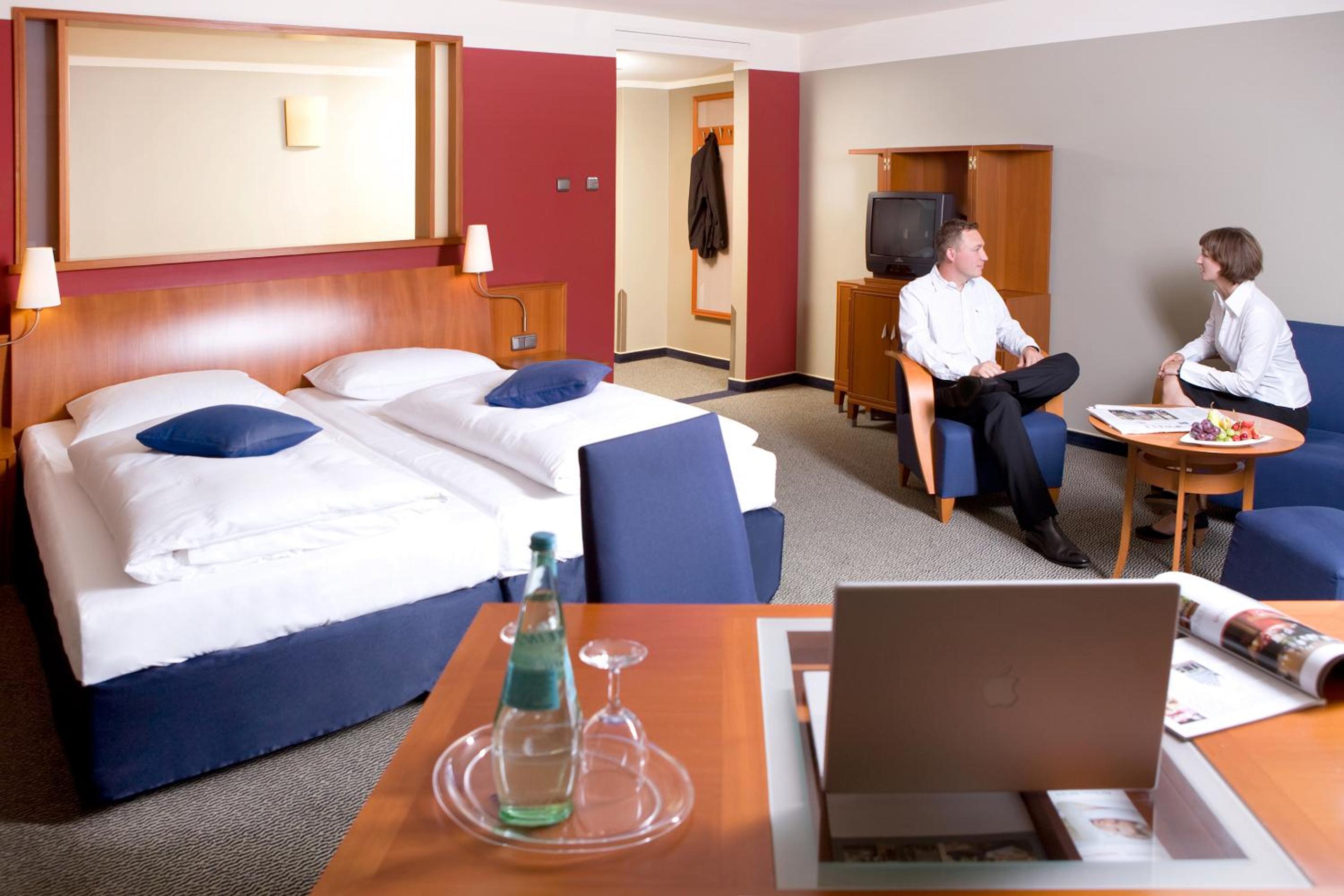 Deluxe Double Room - Photo 8
