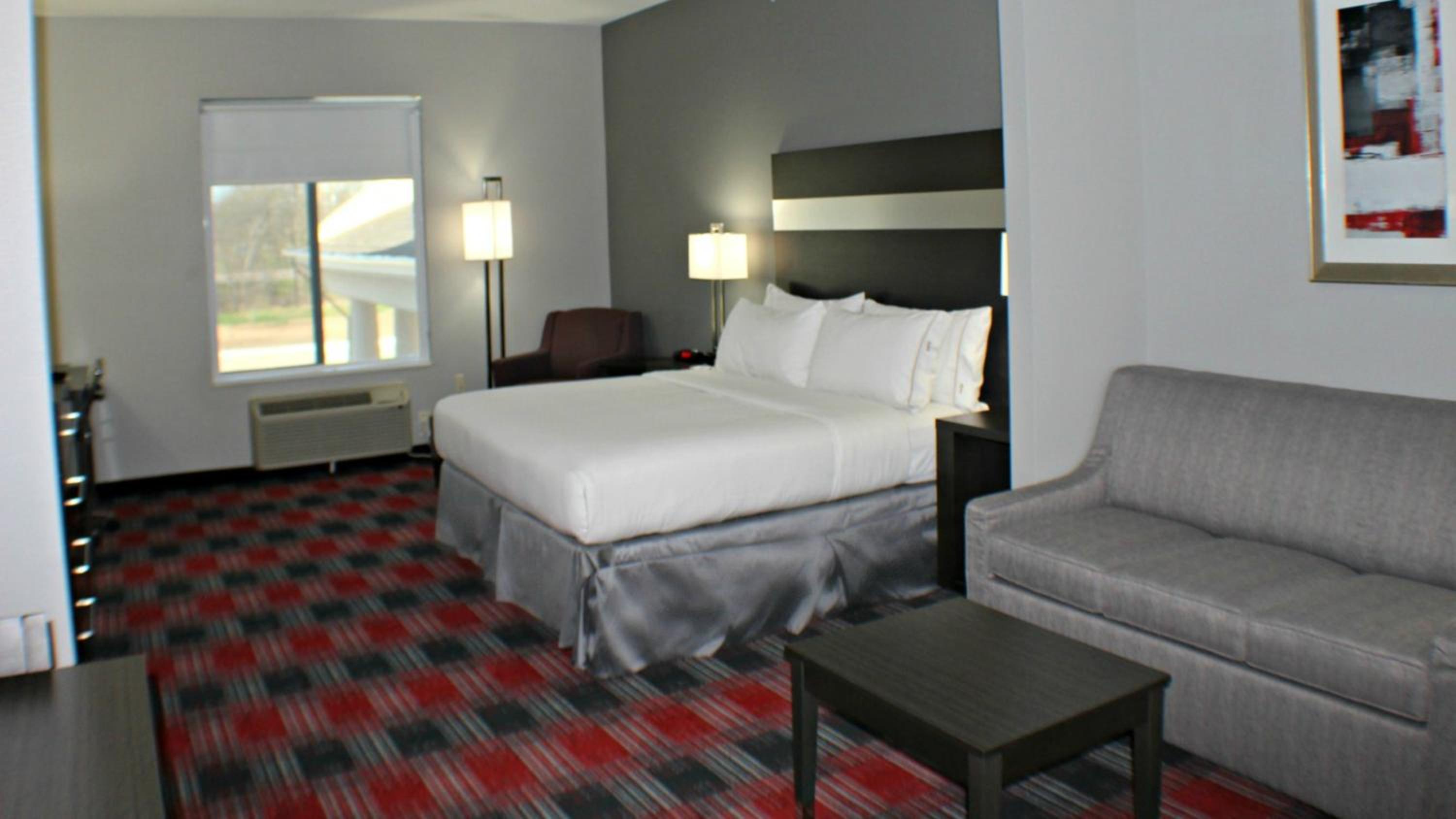 King Suite - Communication Accessible