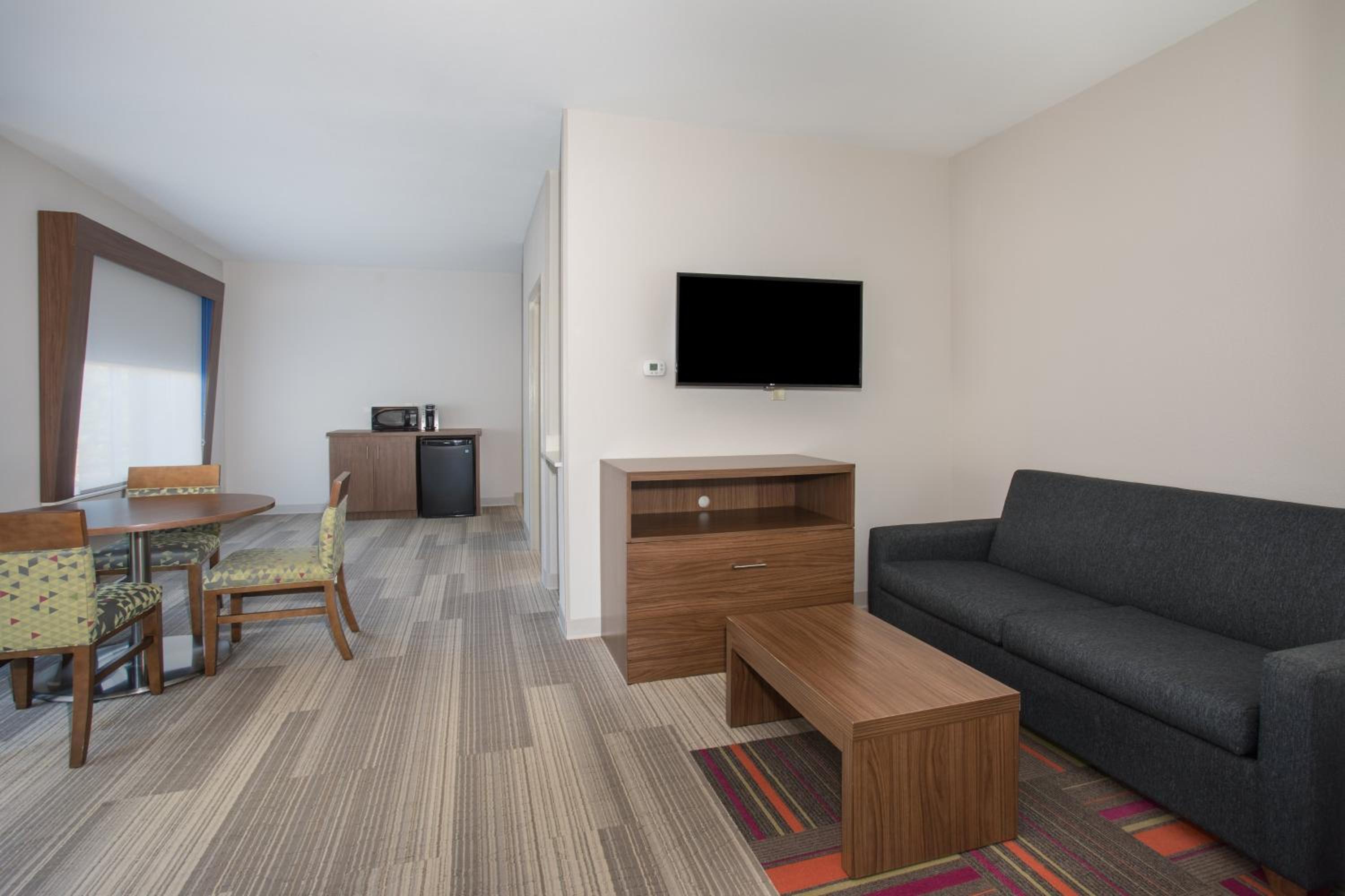 Deluxe Suite - Disability Access