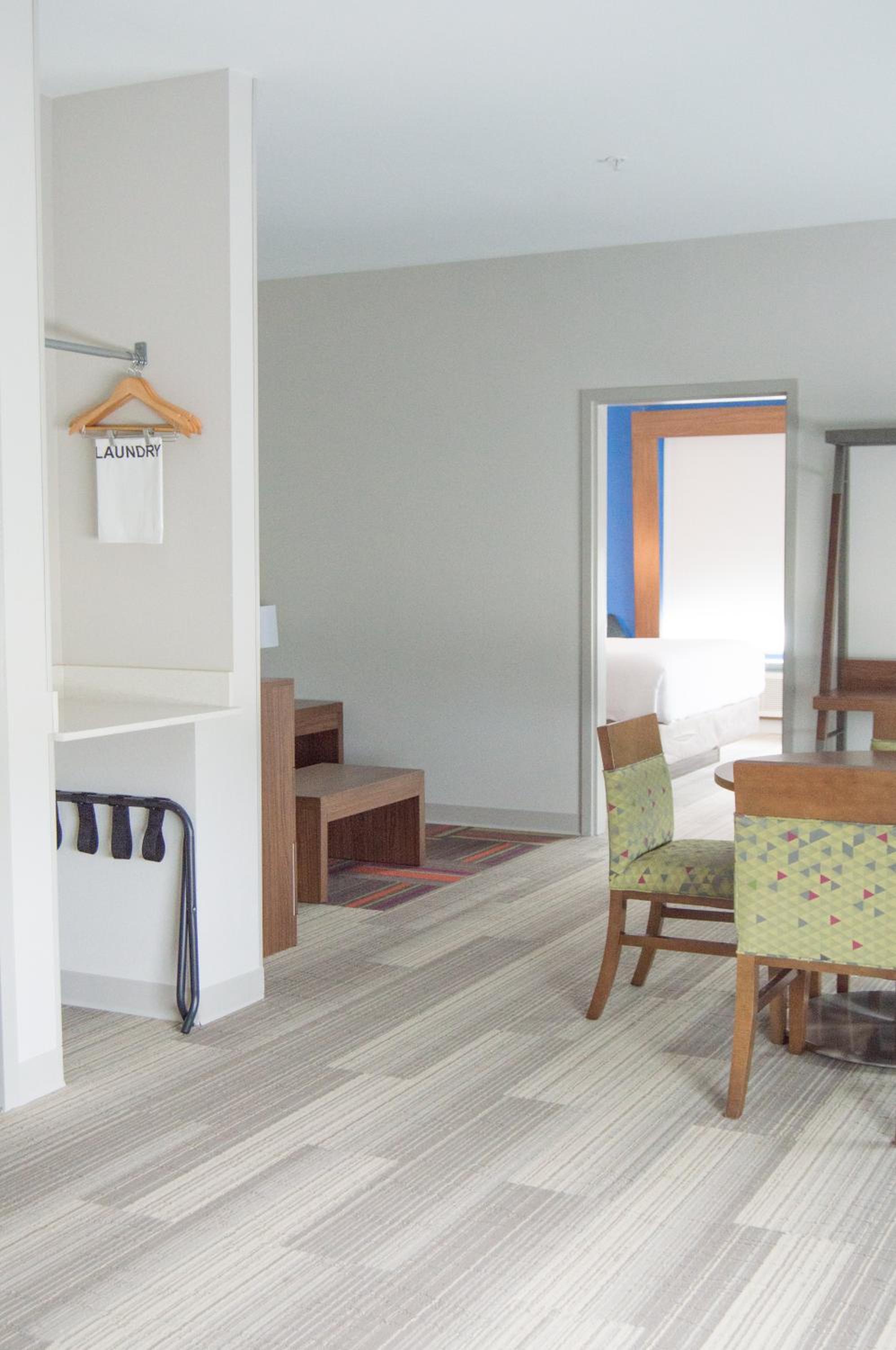Deluxe Suite - Disability Access photo 2