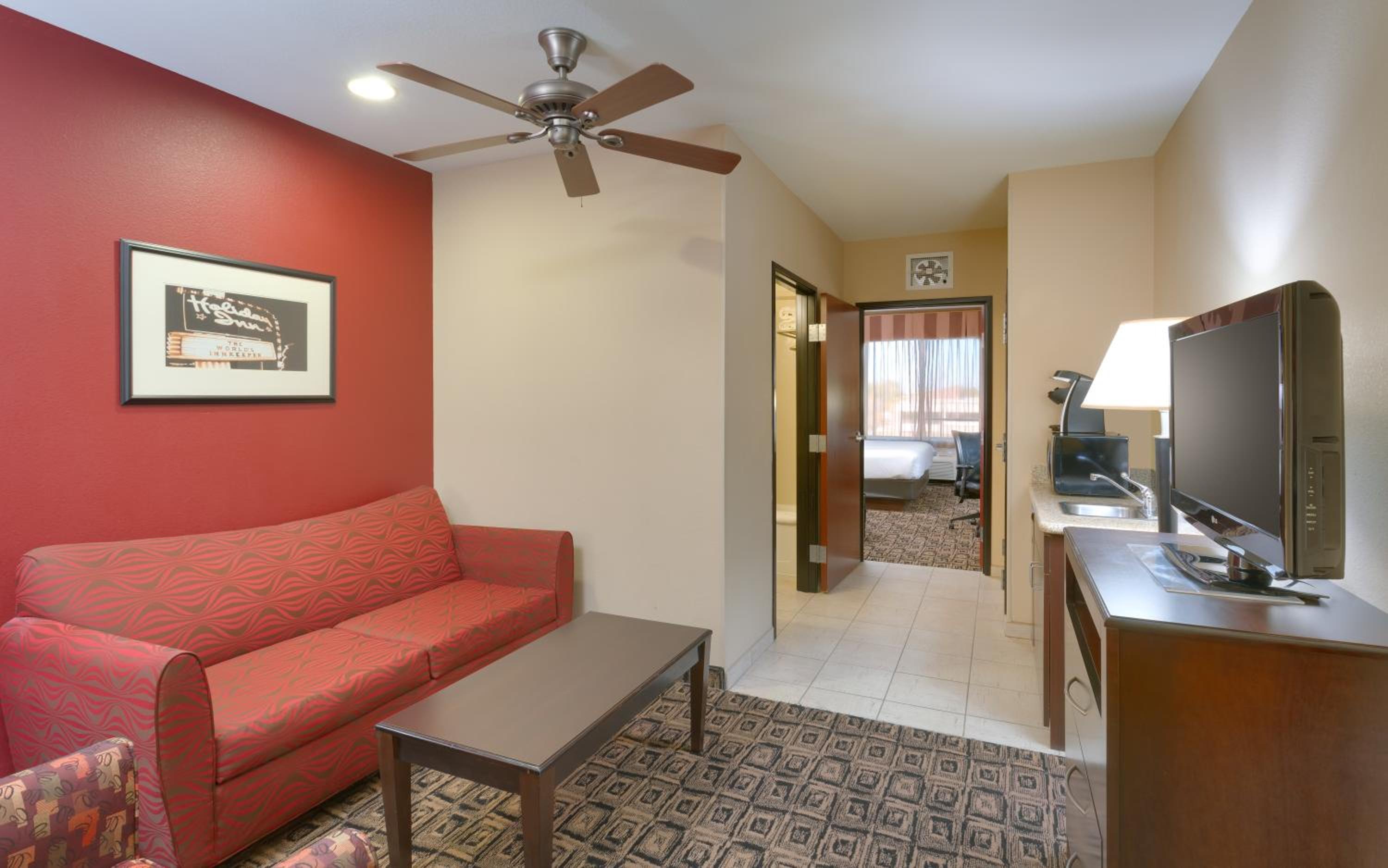 One-Bedroom King Suite with Sofa Bed - Photo 2
