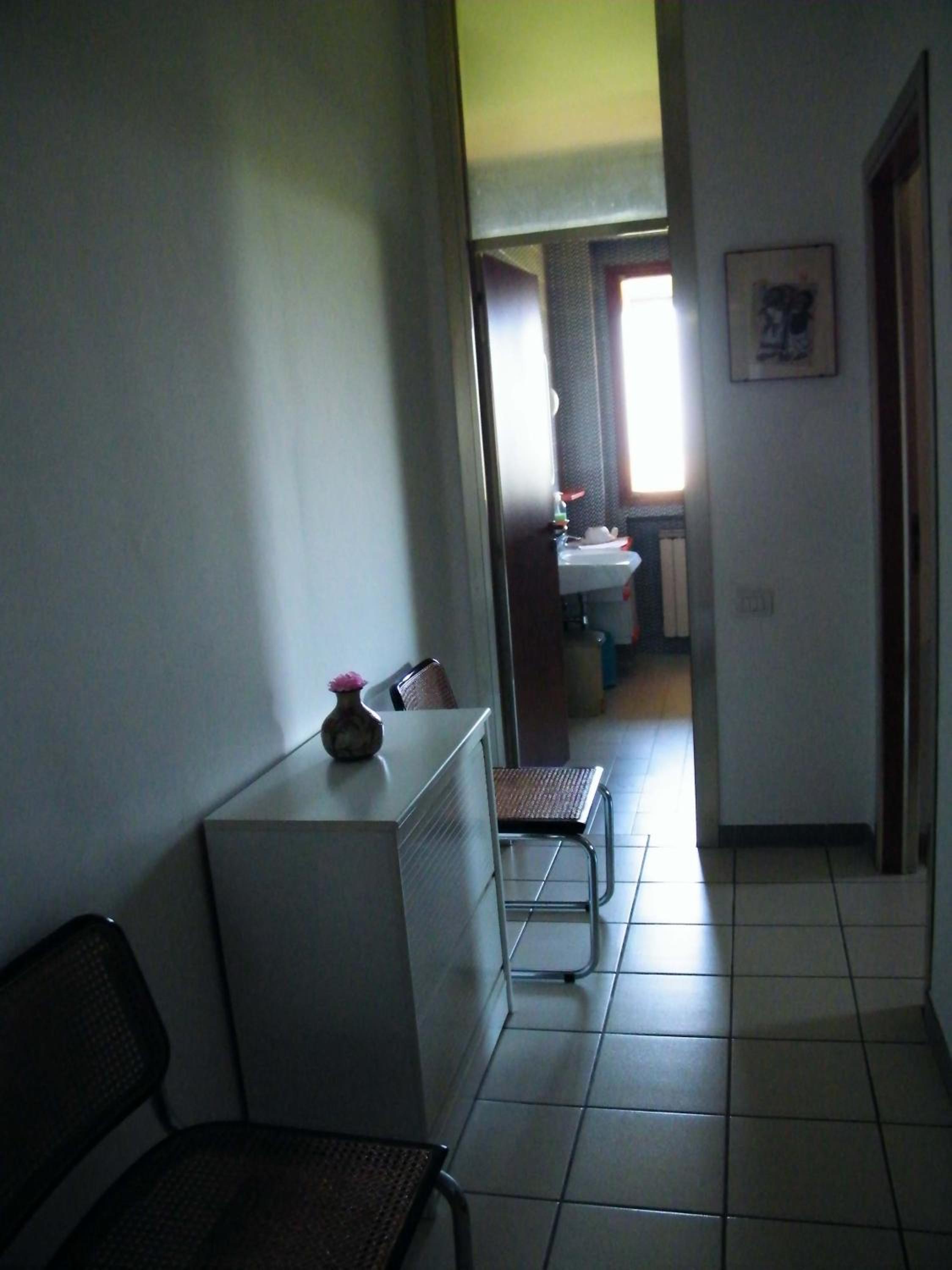 Double Room with Private Bathroom - Photo 5