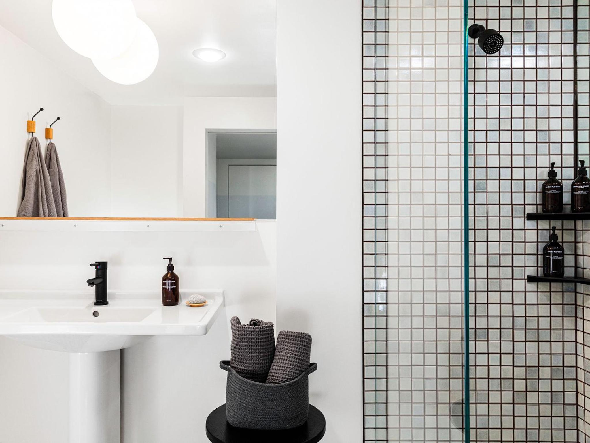 Apartment Suite thumbnail 5