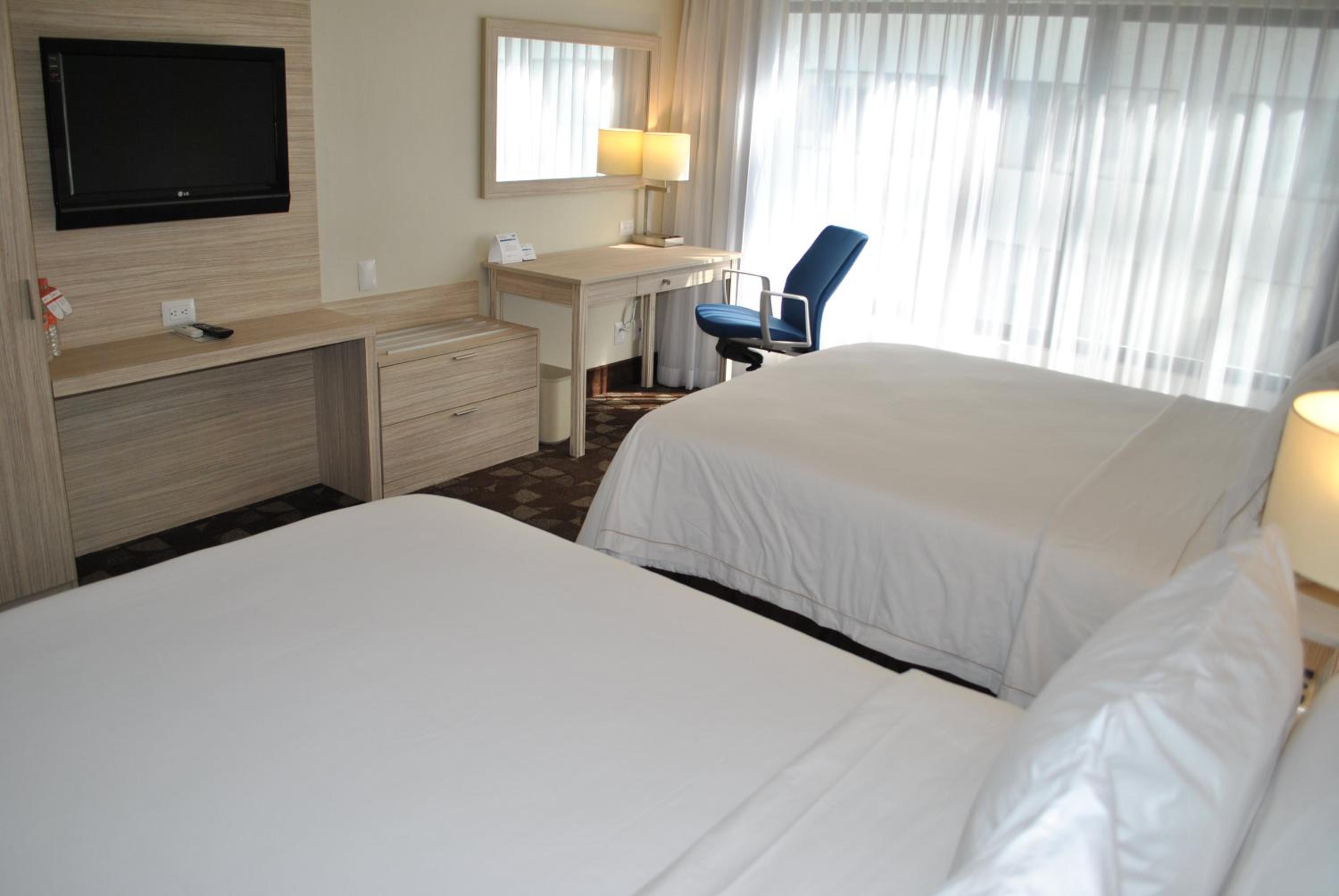 Standard Double Room with Two Double Beds - Photo 1