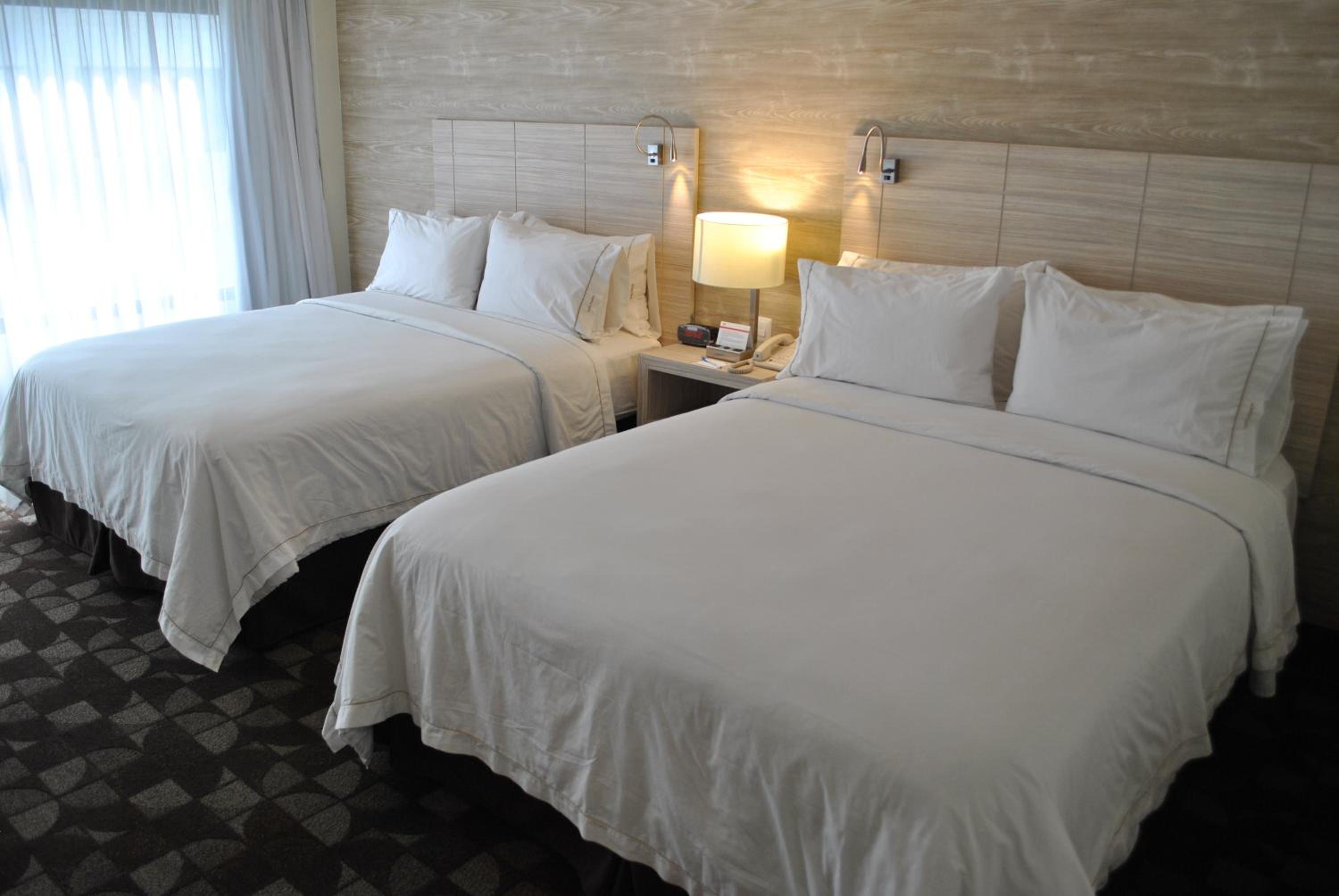 Standard Double Room with Two Double Beds - Photo 2