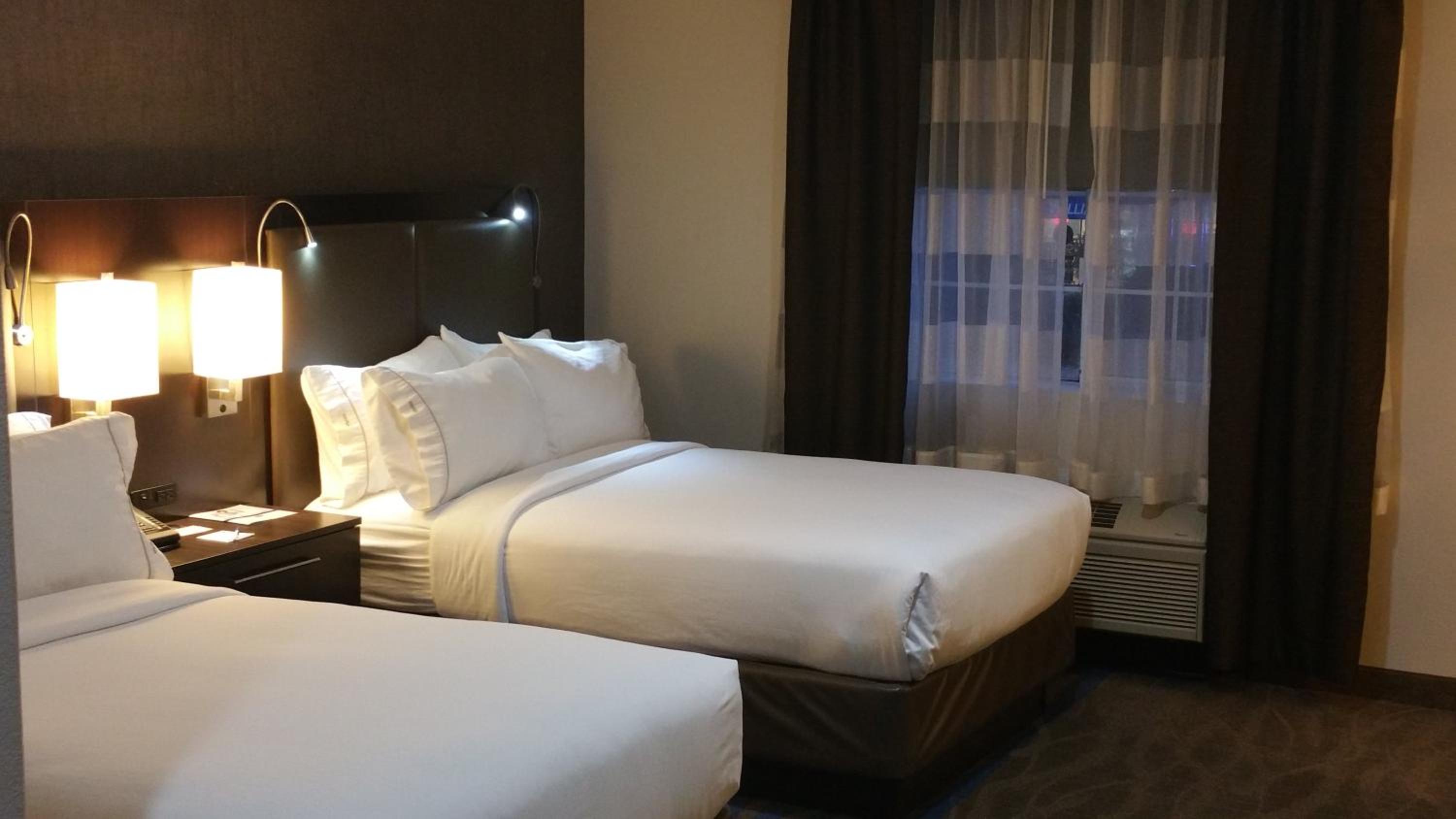 Standard Double Room With Two Double Beds