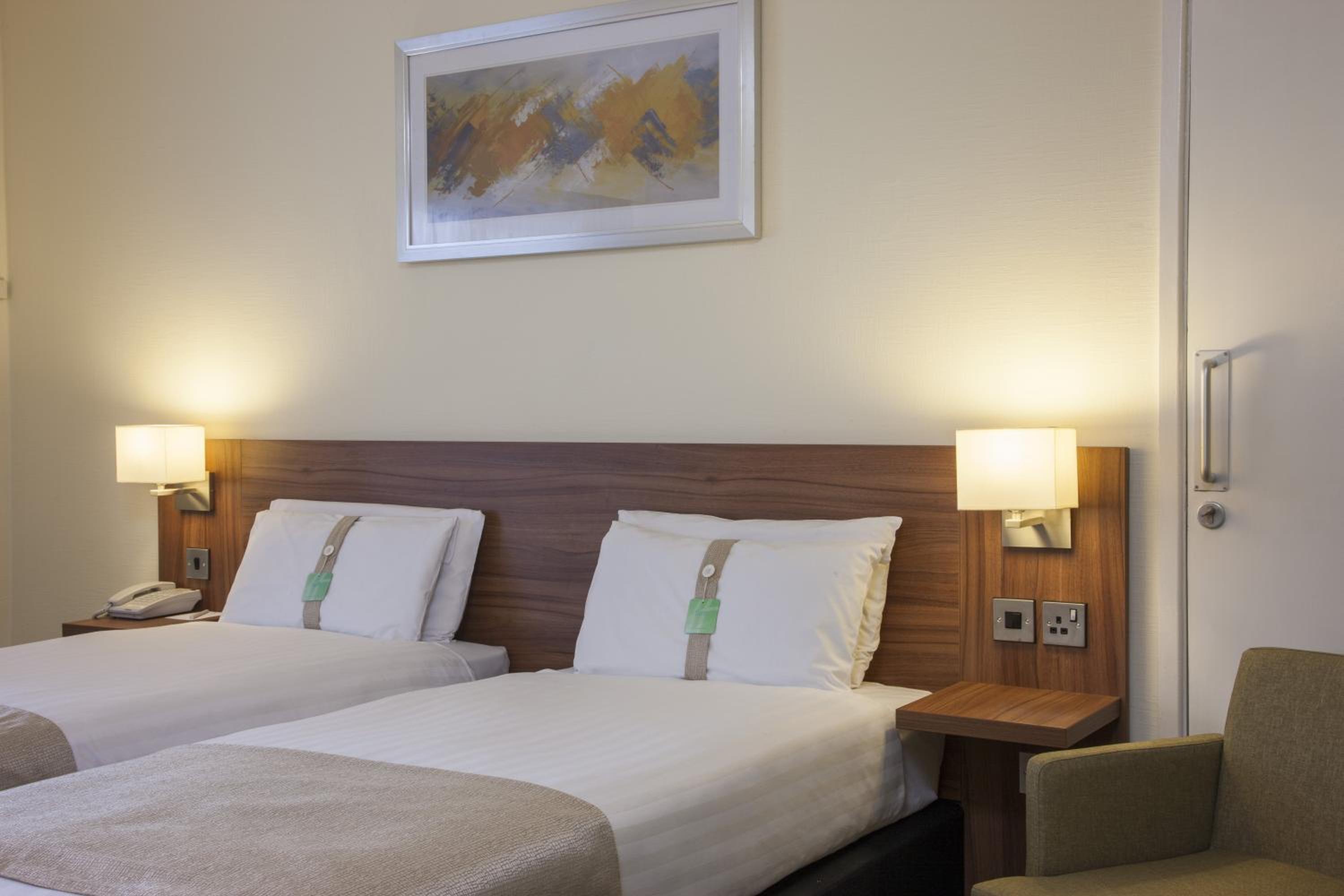 Standard Room - Photo 7
