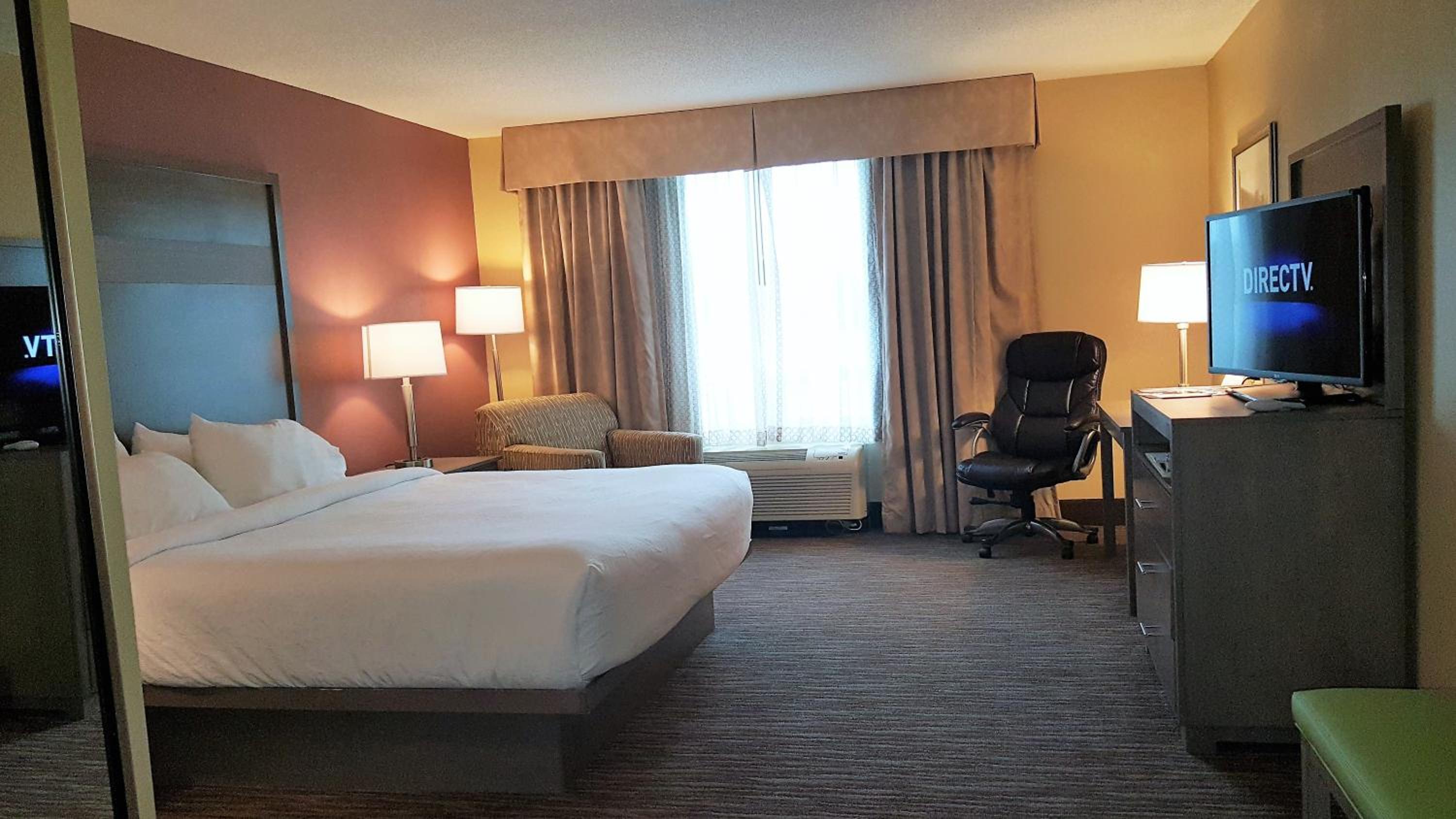 Standard King Room - Photo 1