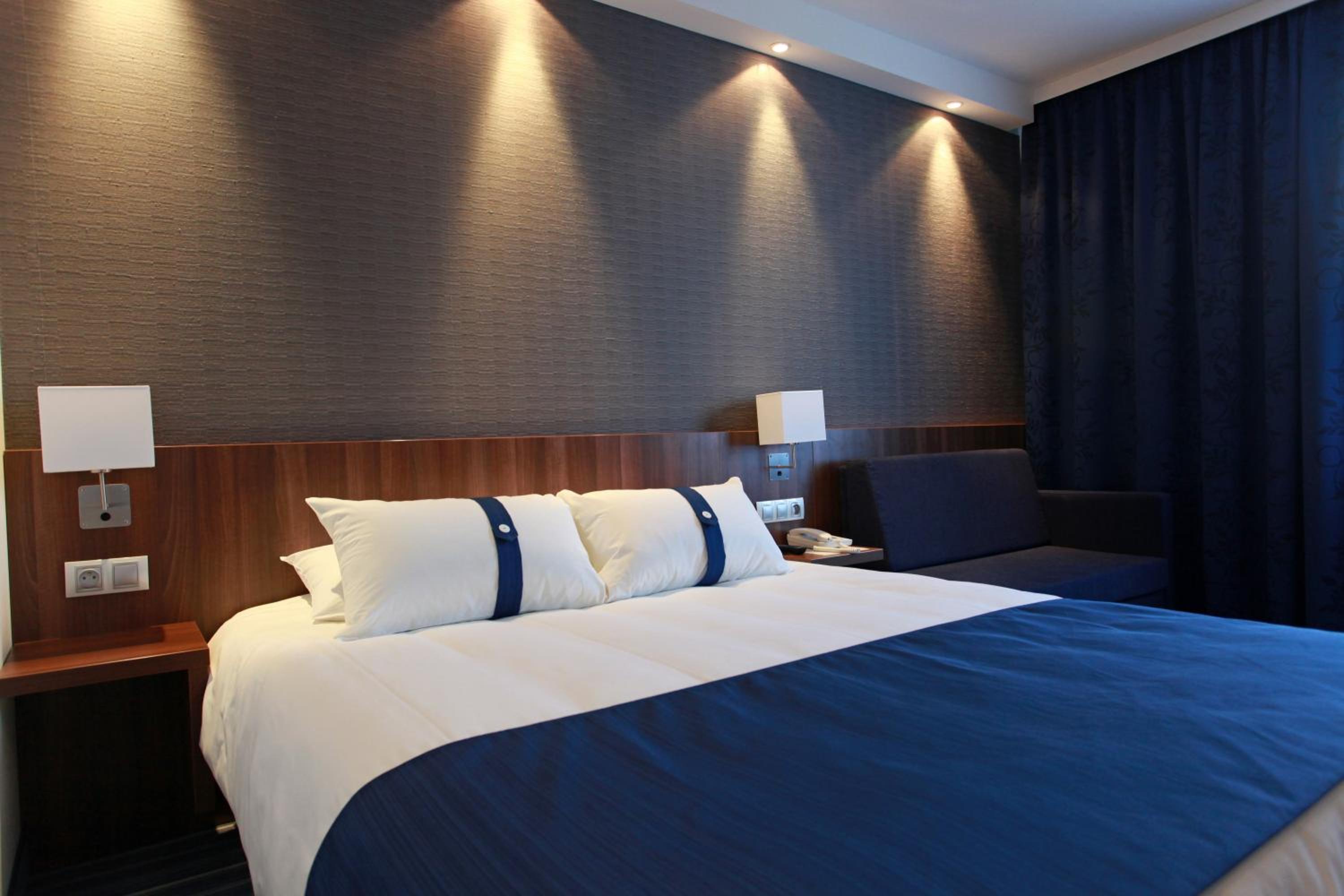 Standard Double Room - Photo 3